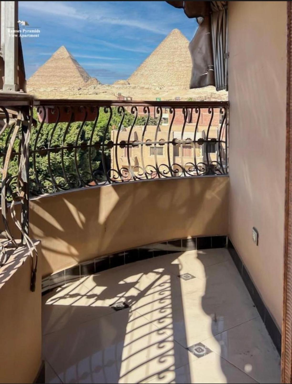 Lyra Pyramids Inn - Photo 12