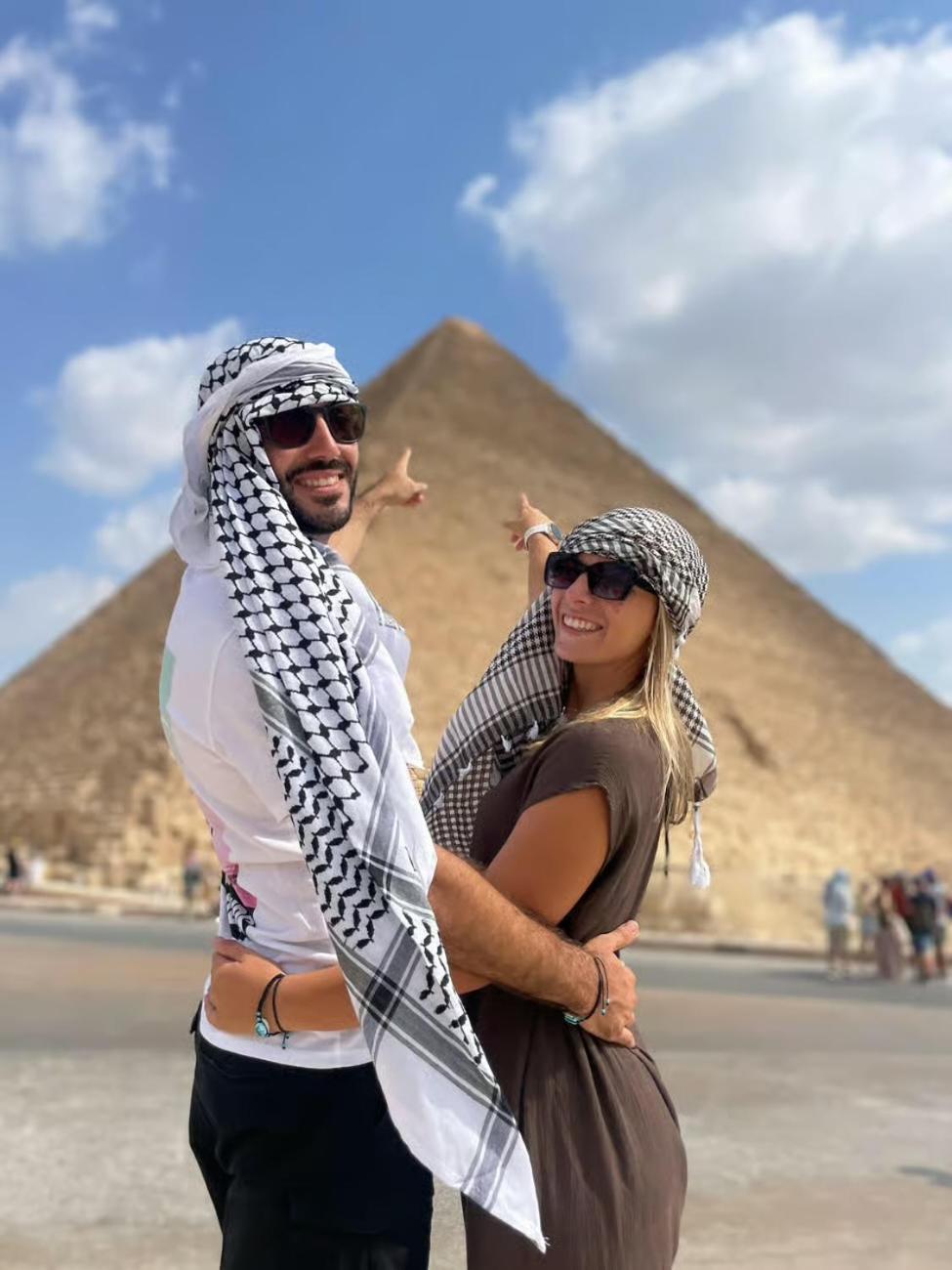 Lyra Pyramids Inn - Photo 4