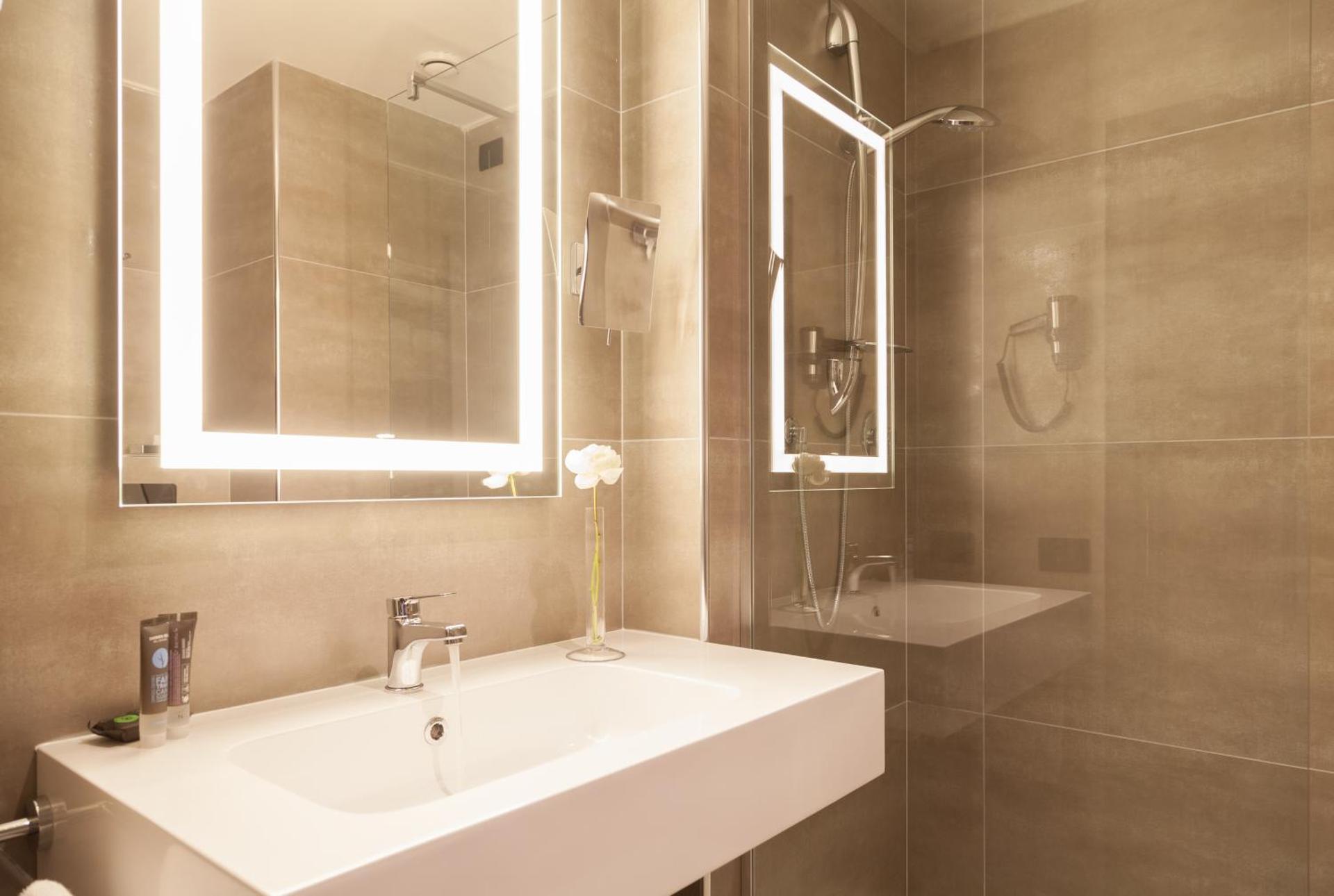 Novotel Brescia Due - Photo 35