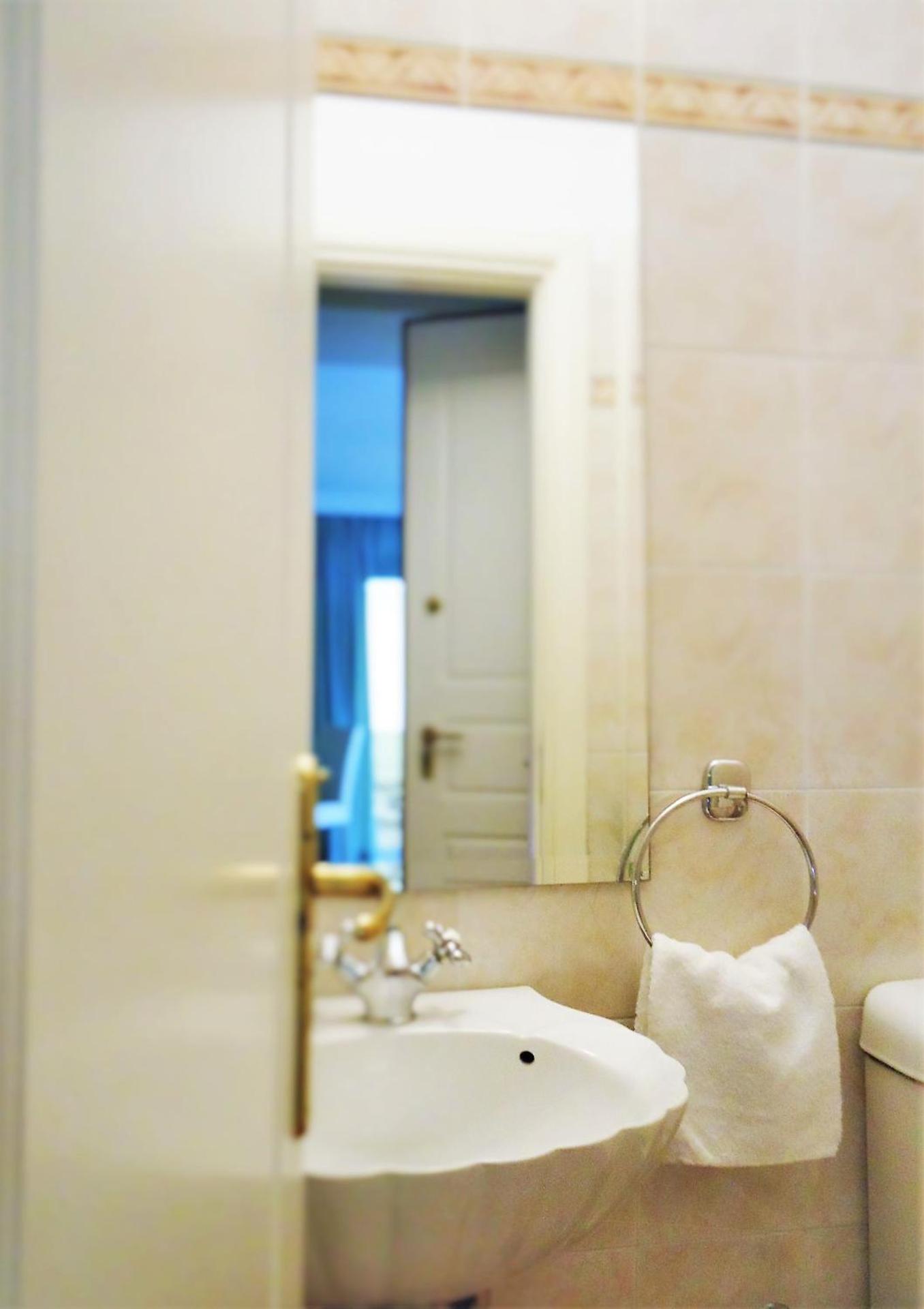 Marousi Boutique Apartment - Photo 5