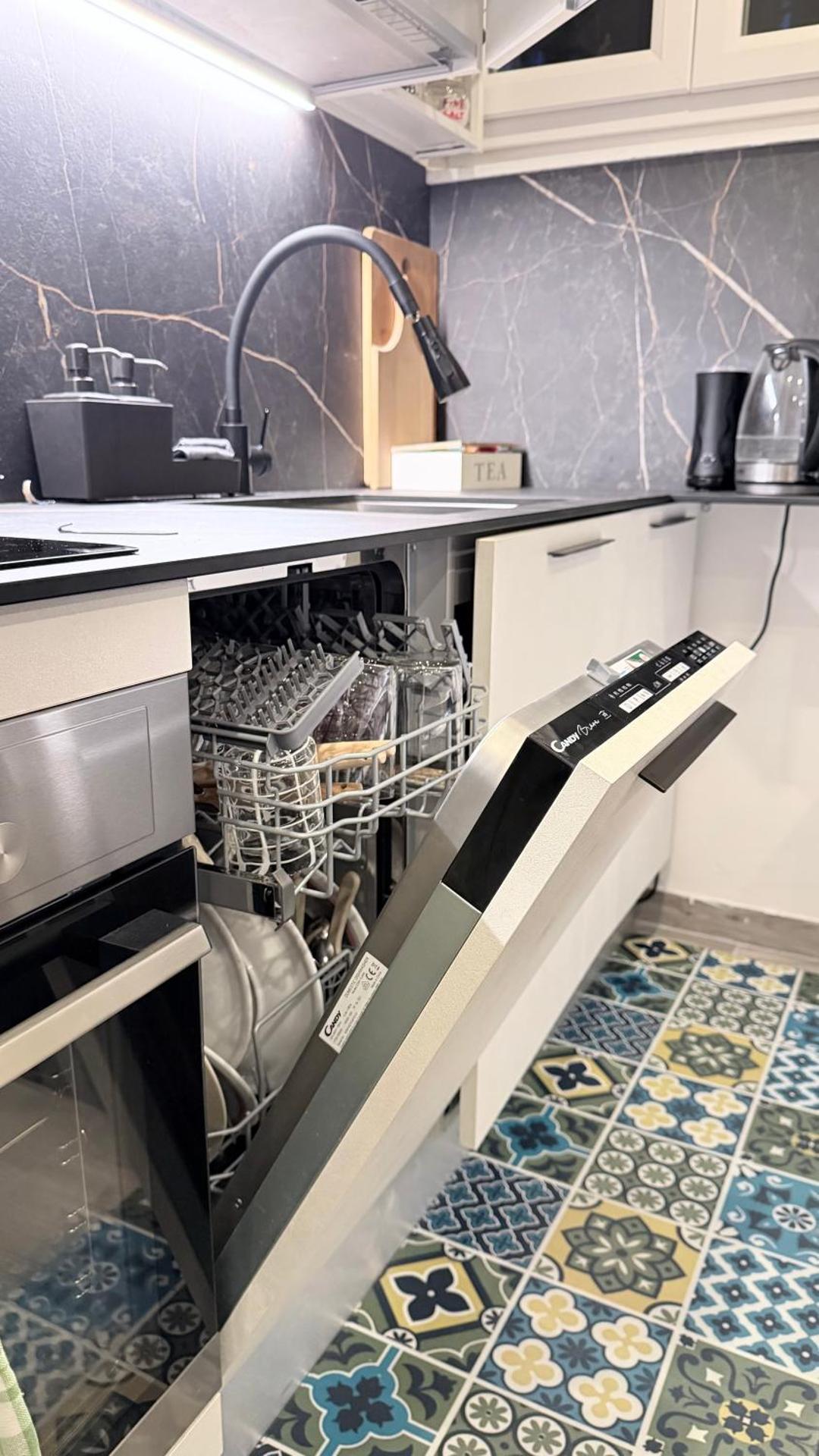 Pomodoro House - Luminoso appartamento vicino Linate, Sky, Fabrique, Unipol Dome - Photo 14