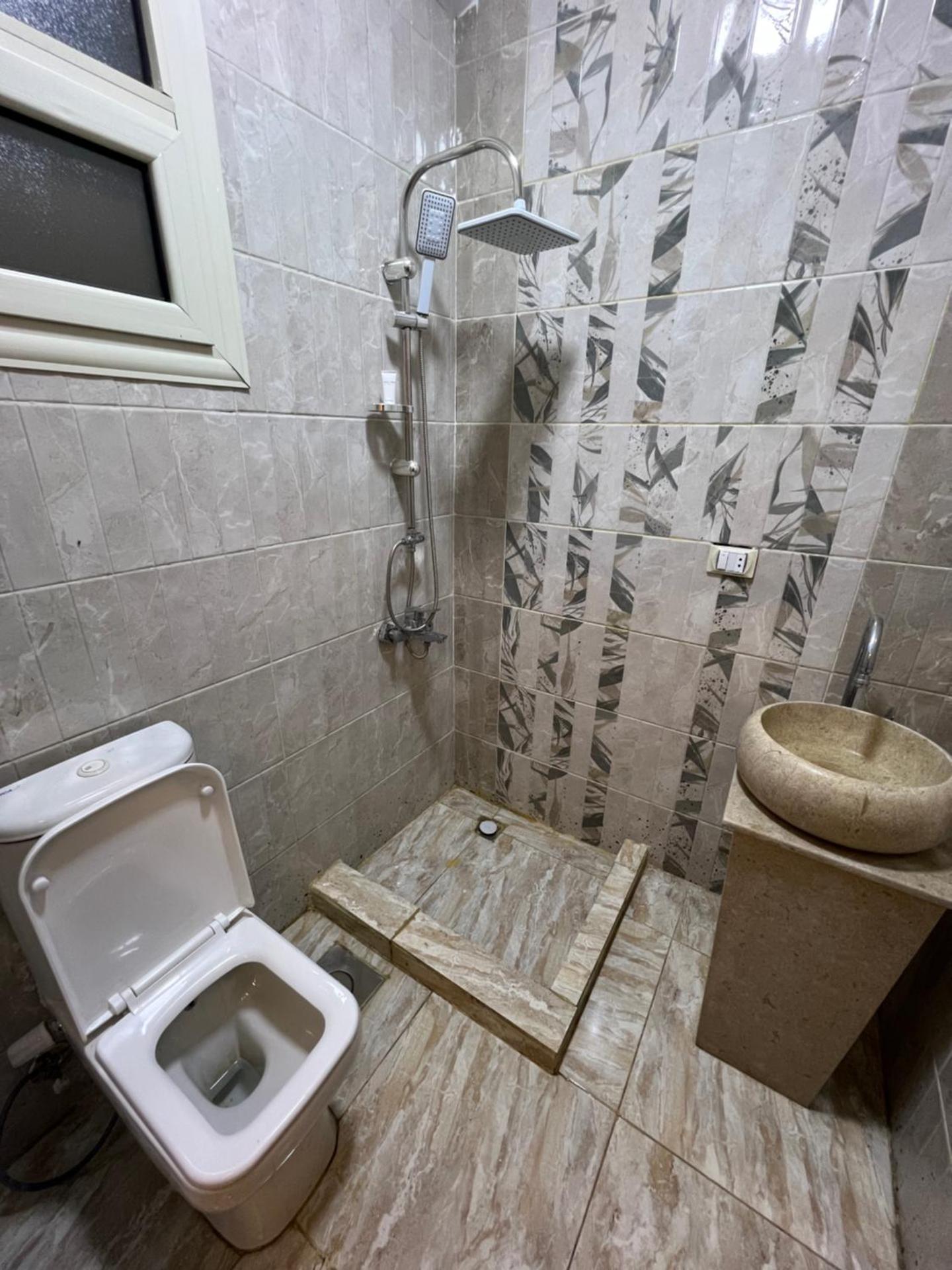 Golden king pyramids view INN - Photo 16