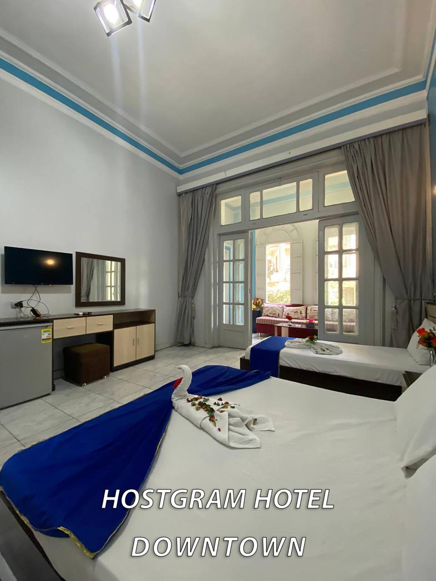 Host-Gram Hotel & Suites Downtown - Photo 3