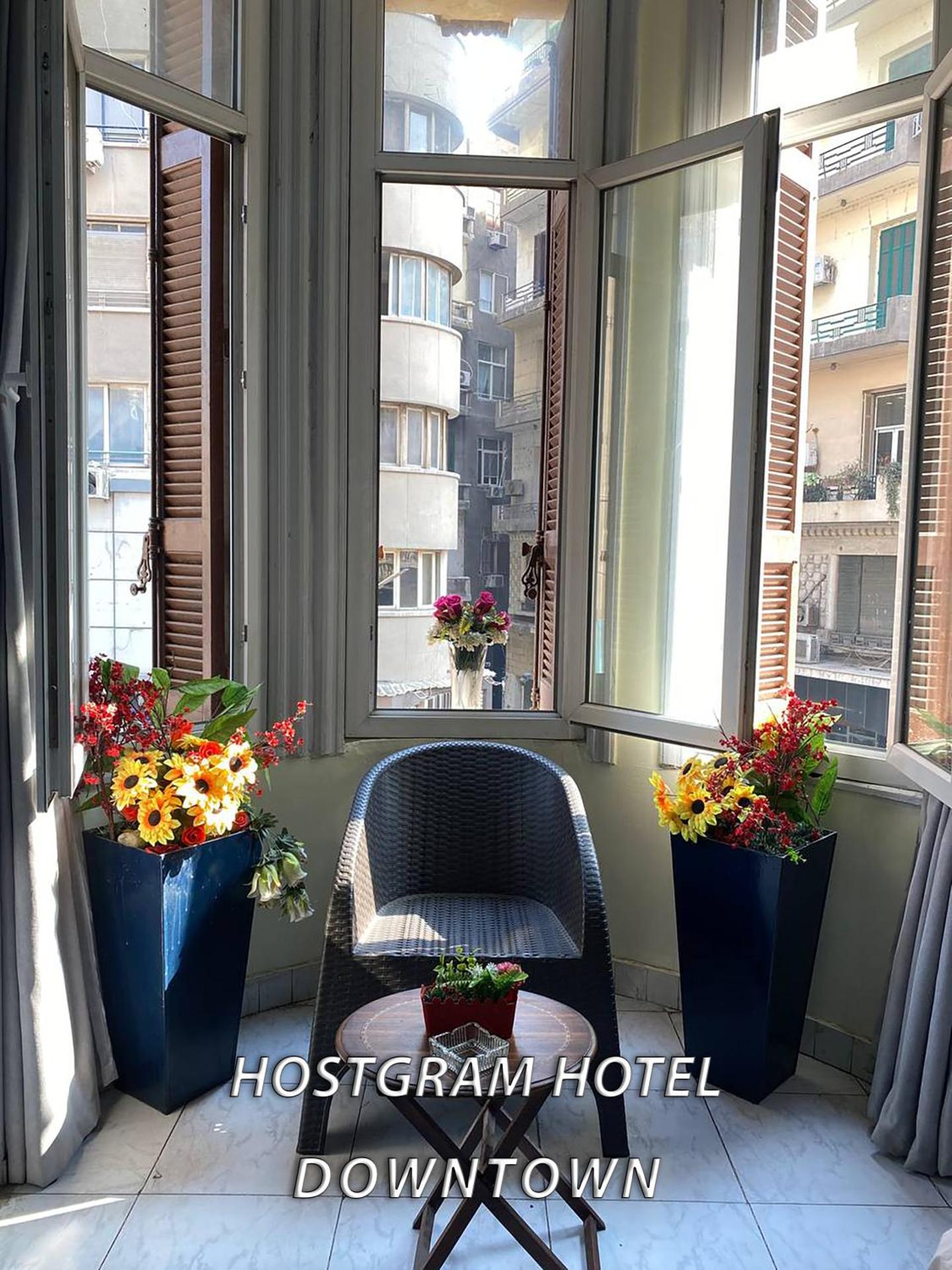 Host-Gram Hotel & Suites Downtown - Photo 11