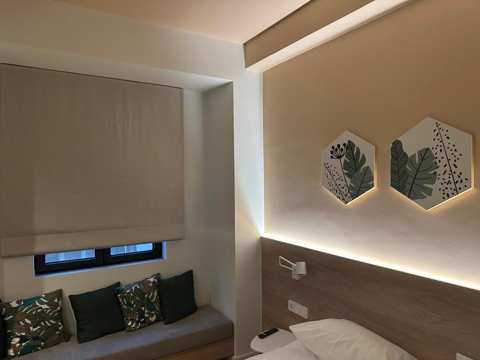 Corto Maltese Boutique - Photo 10