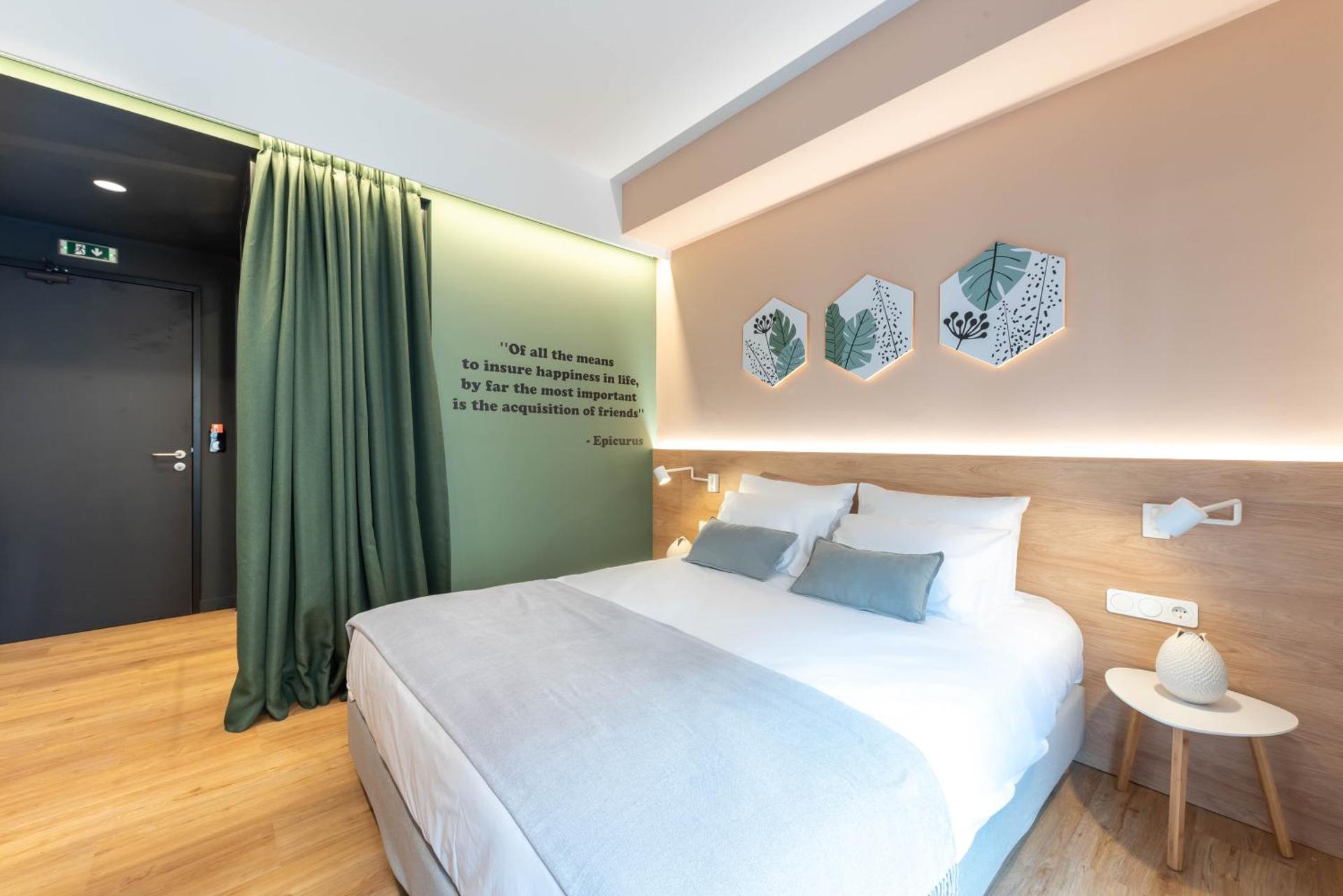 Corto Maltese Boutique - Photo 13