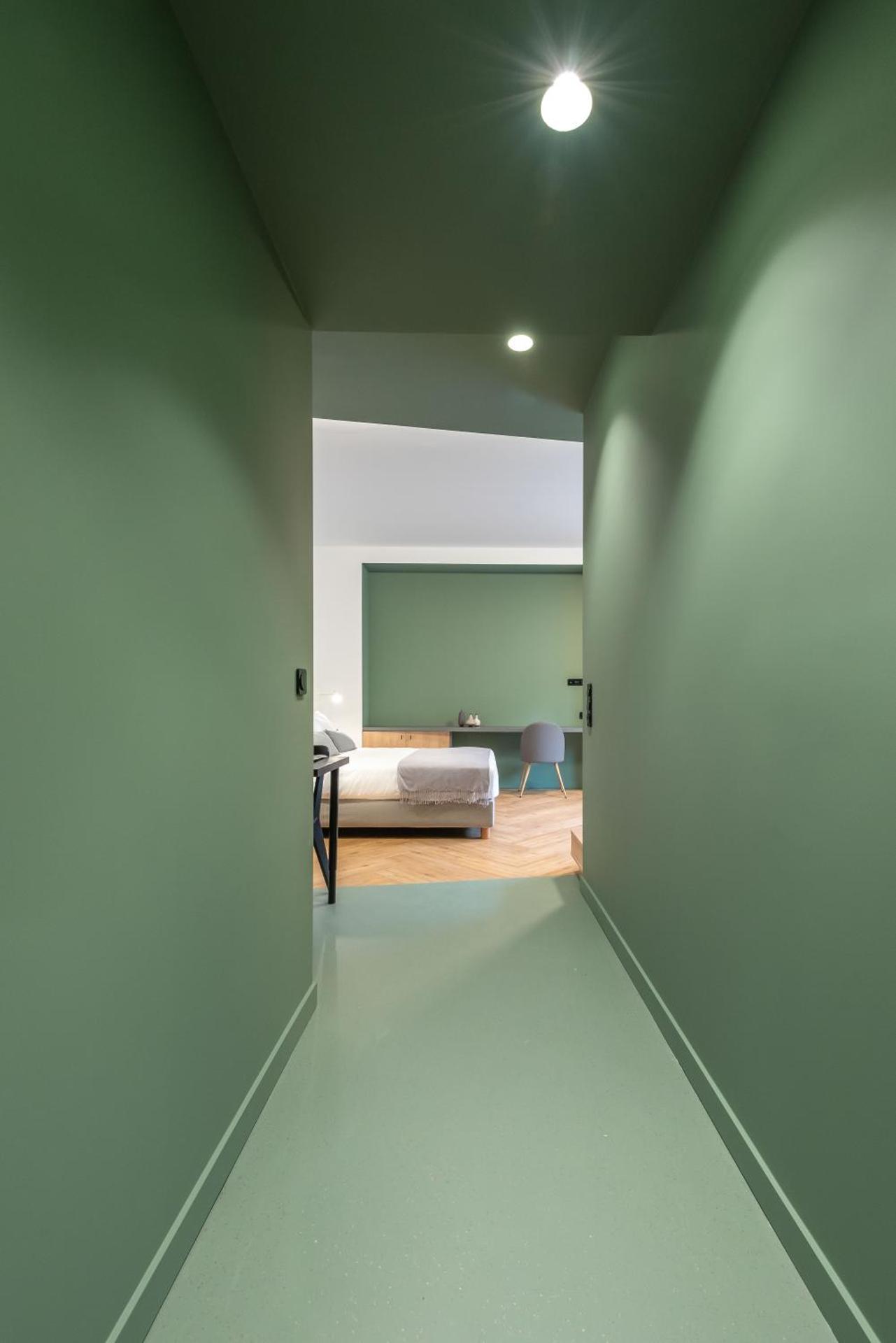 Corto Maltese Boutique - Photo 66