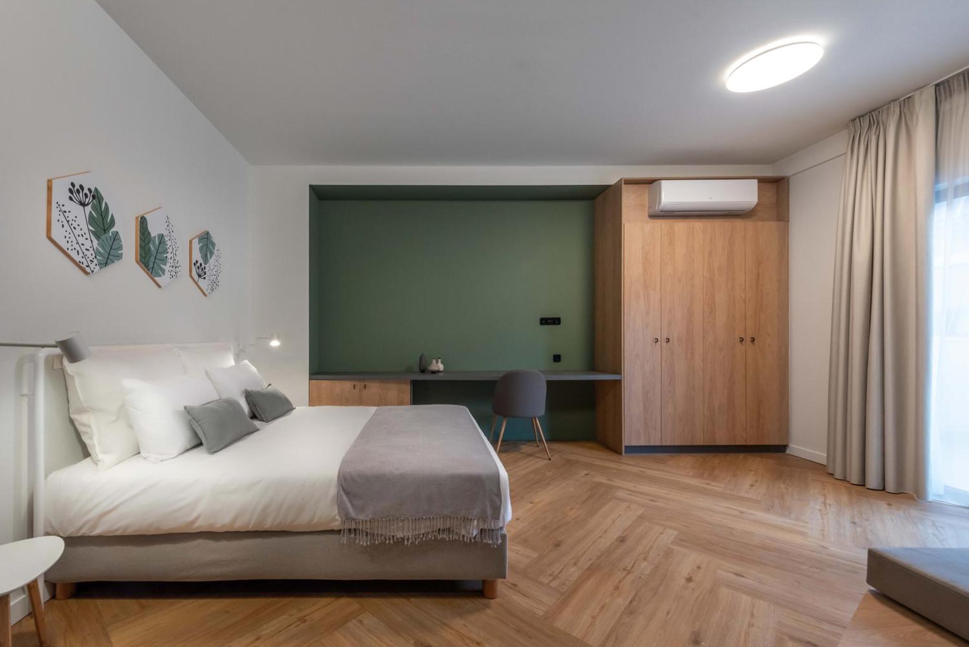 Corto Maltese Boutique - Photo 65