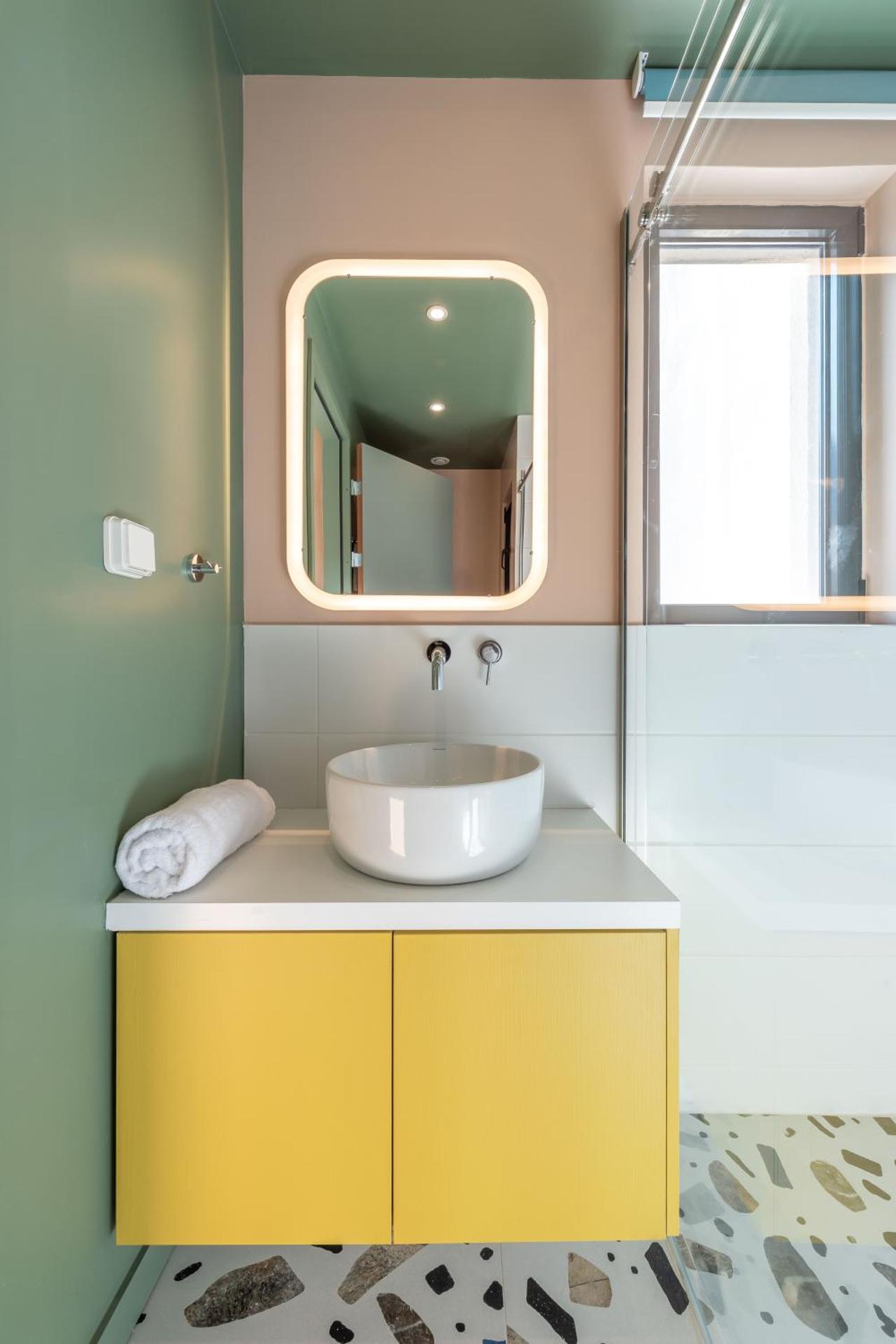 Corto Maltese Boutique - Photo 58