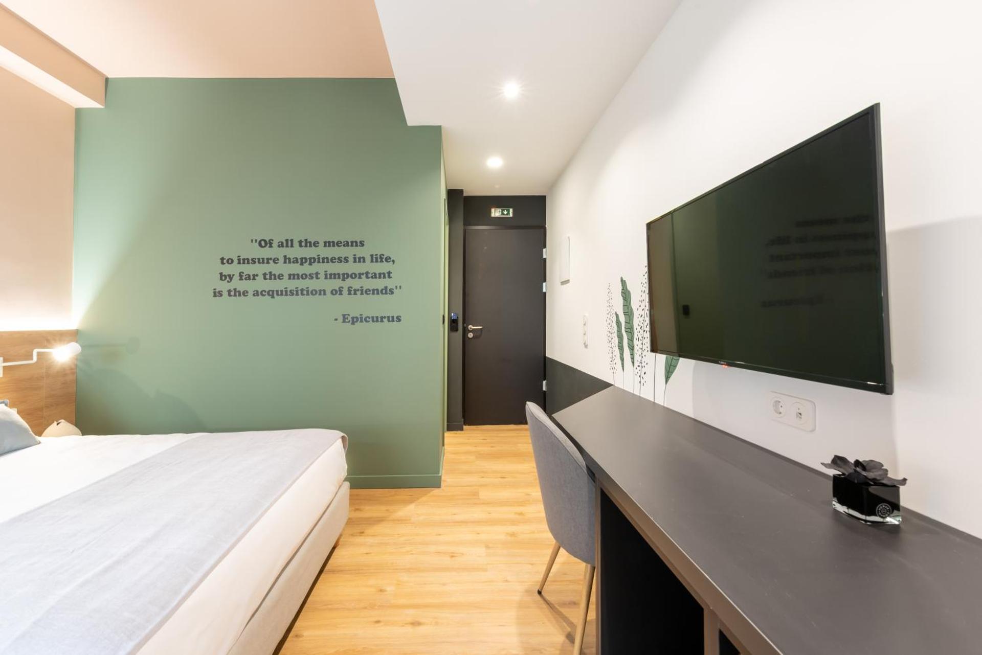 Corto Maltese Boutique - Photo 8