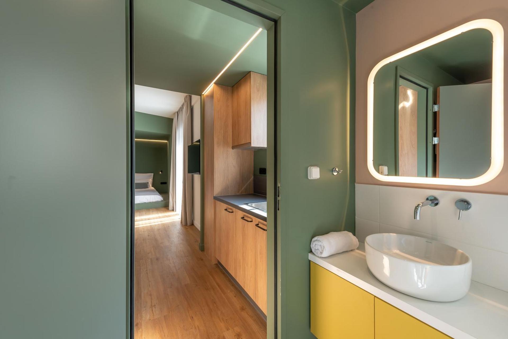 Corto Maltese Boutique - Photo 52