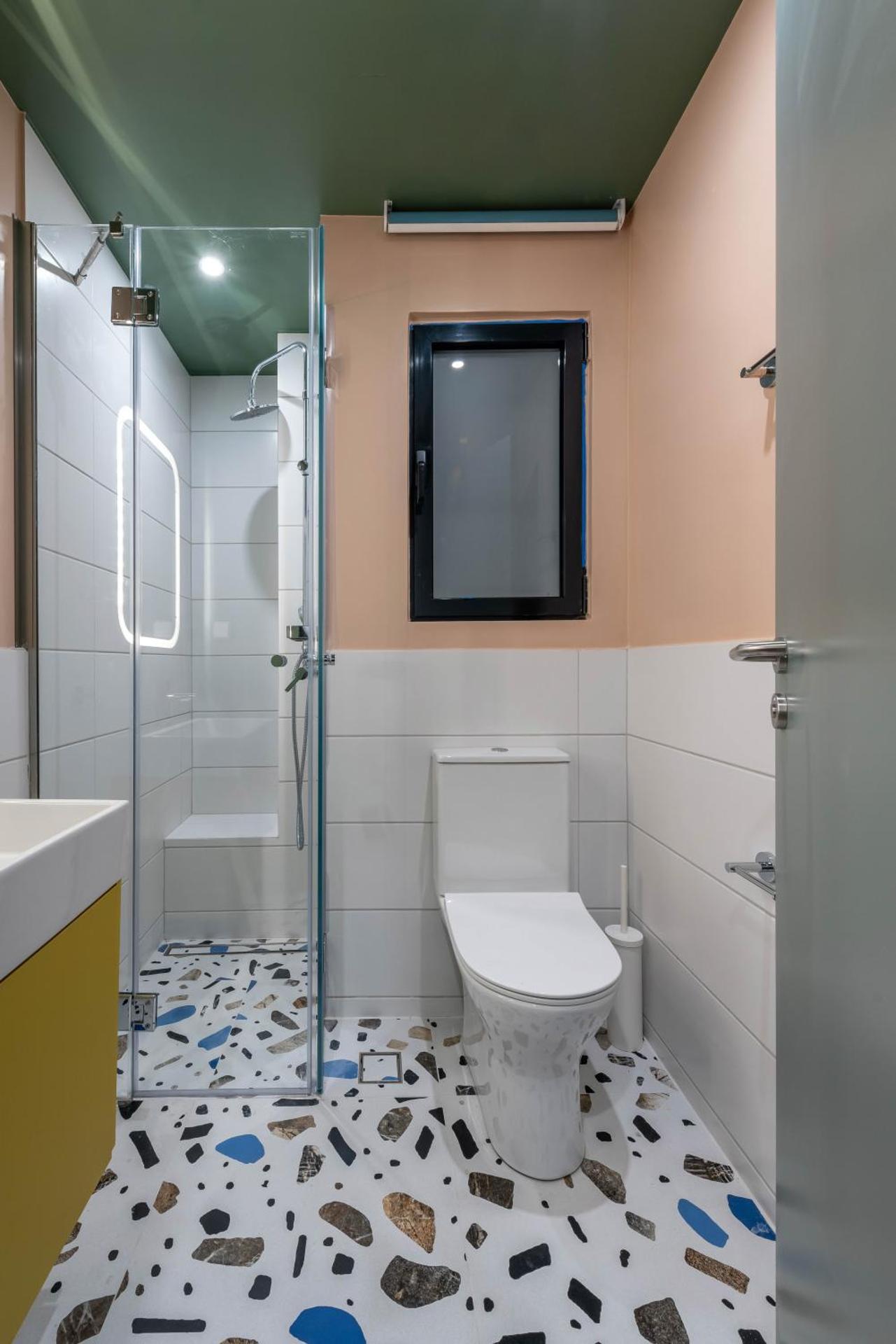 Corto Maltese Boutique - Photo 29