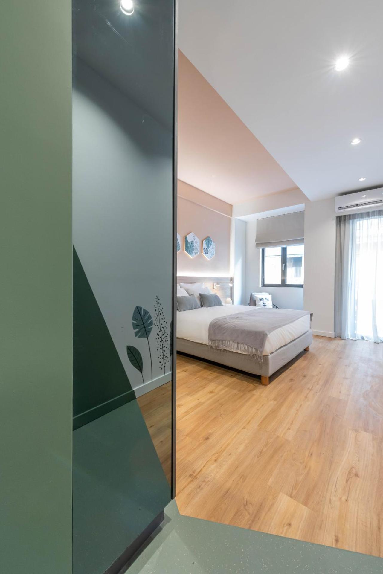 Corto Maltese Boutique - Photo 46