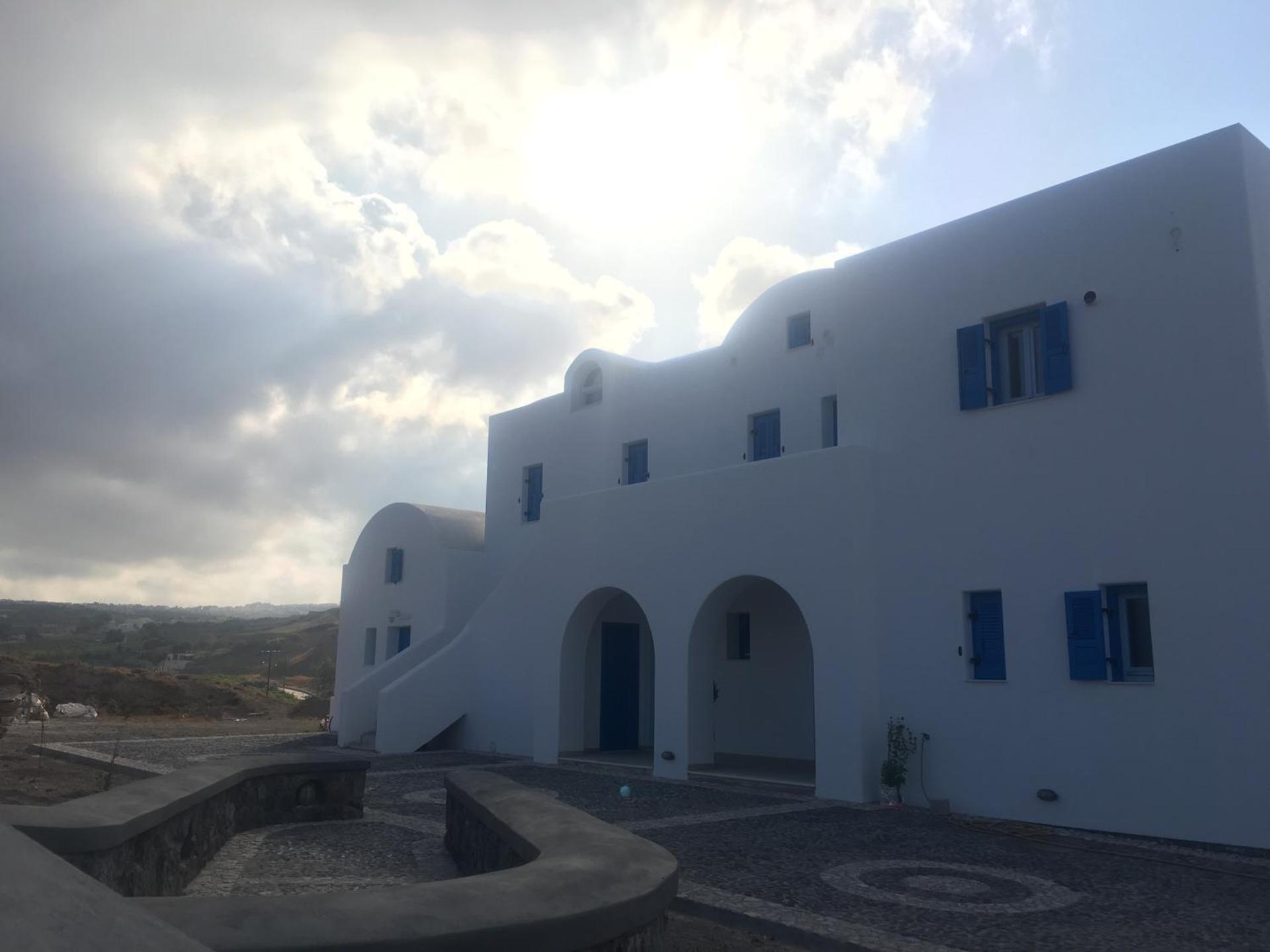 Artemis Village - Photo 41