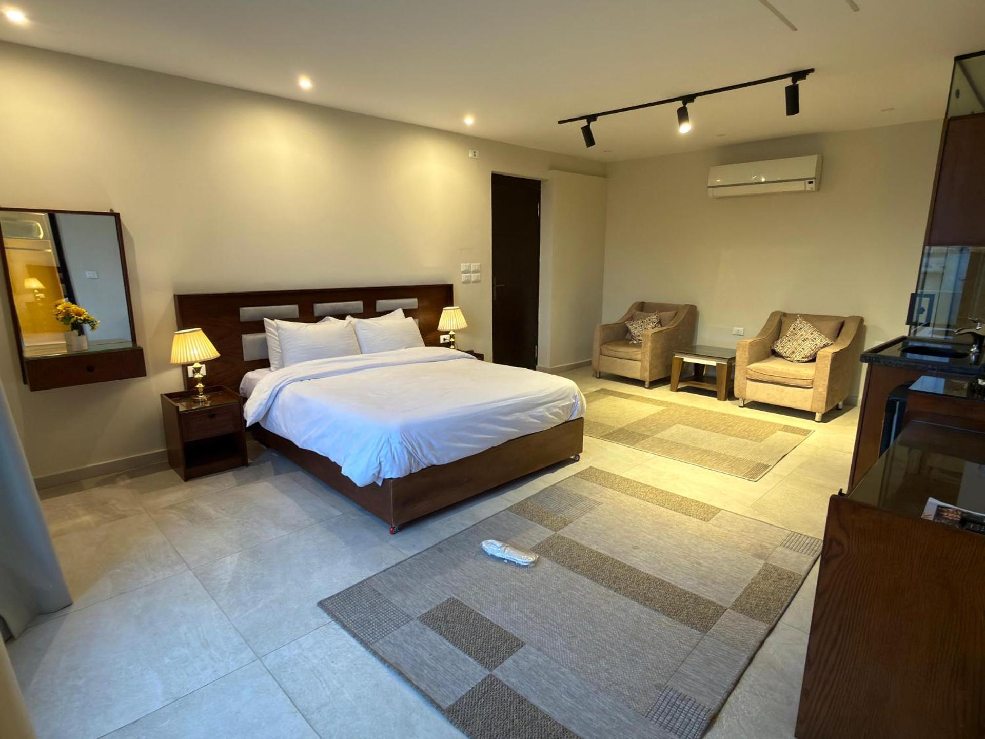 Z pyramids view - Photo 9