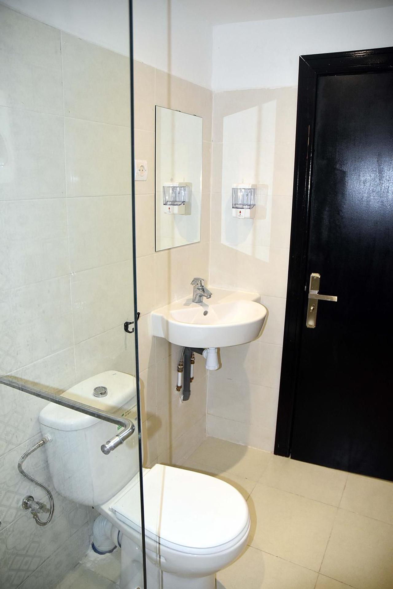 Deluxe Room (2 Adults + 1 Child)