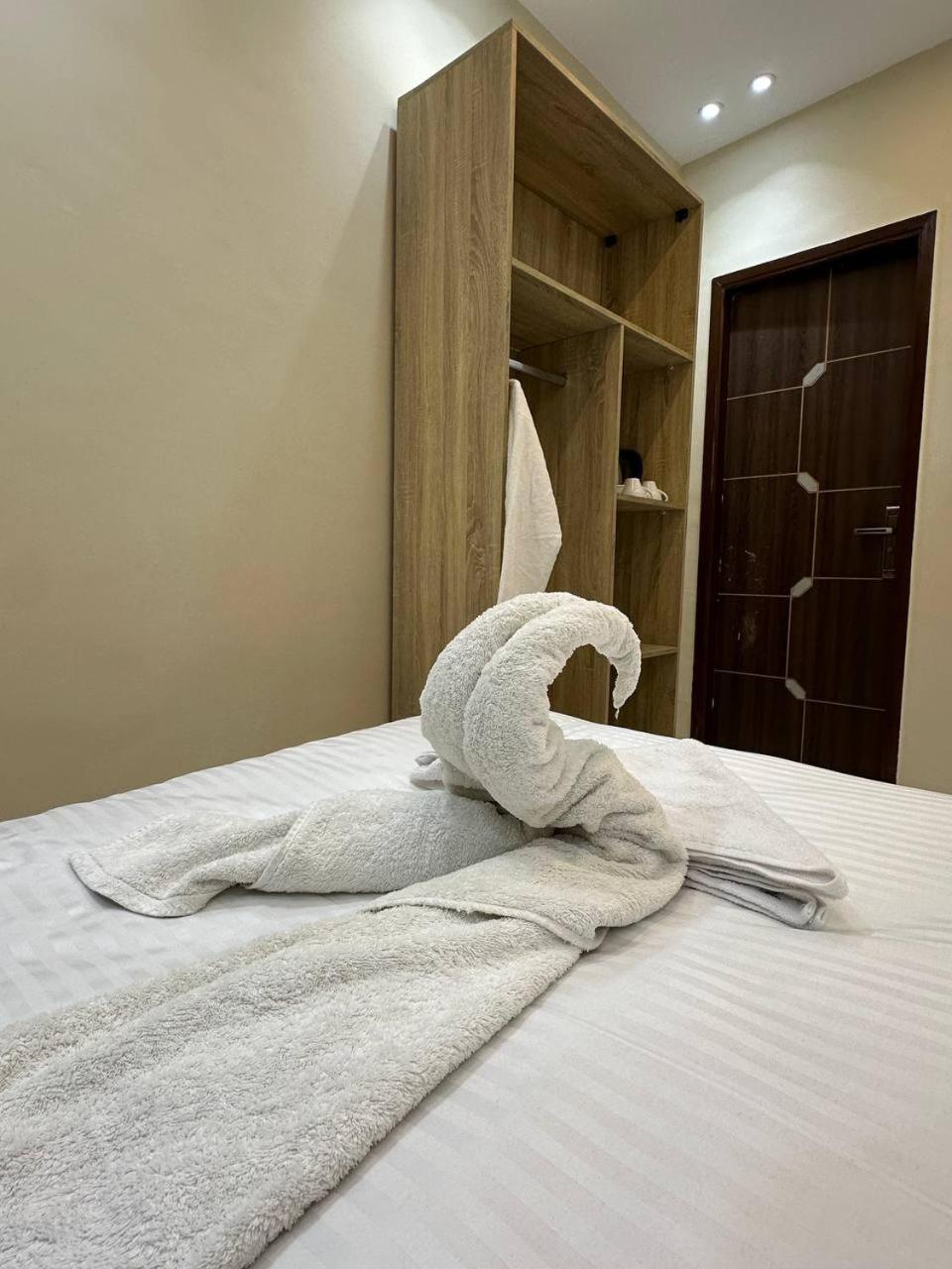 Linda Pyramids view - Photo 90