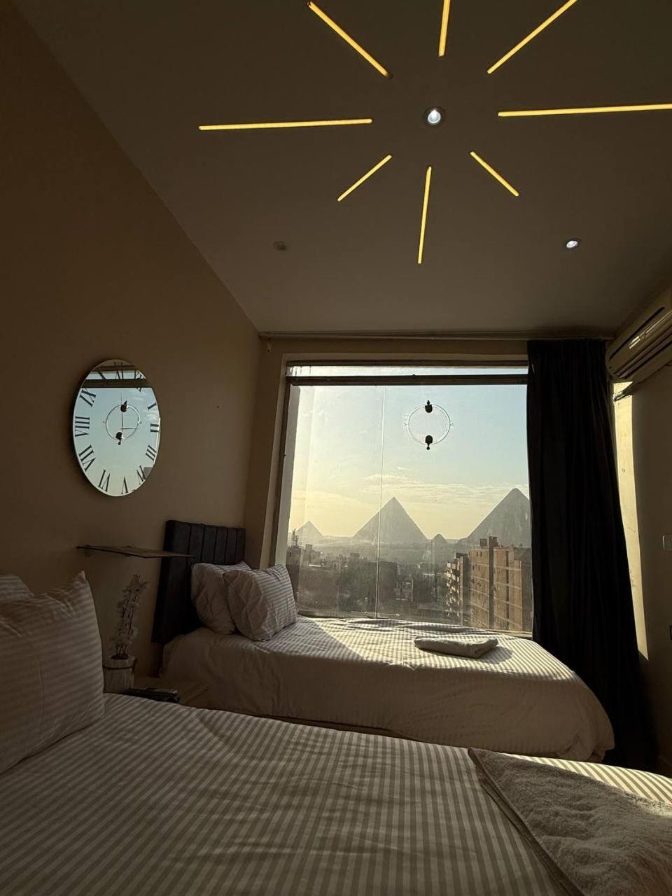 Linda Pyramids view - Photo 64