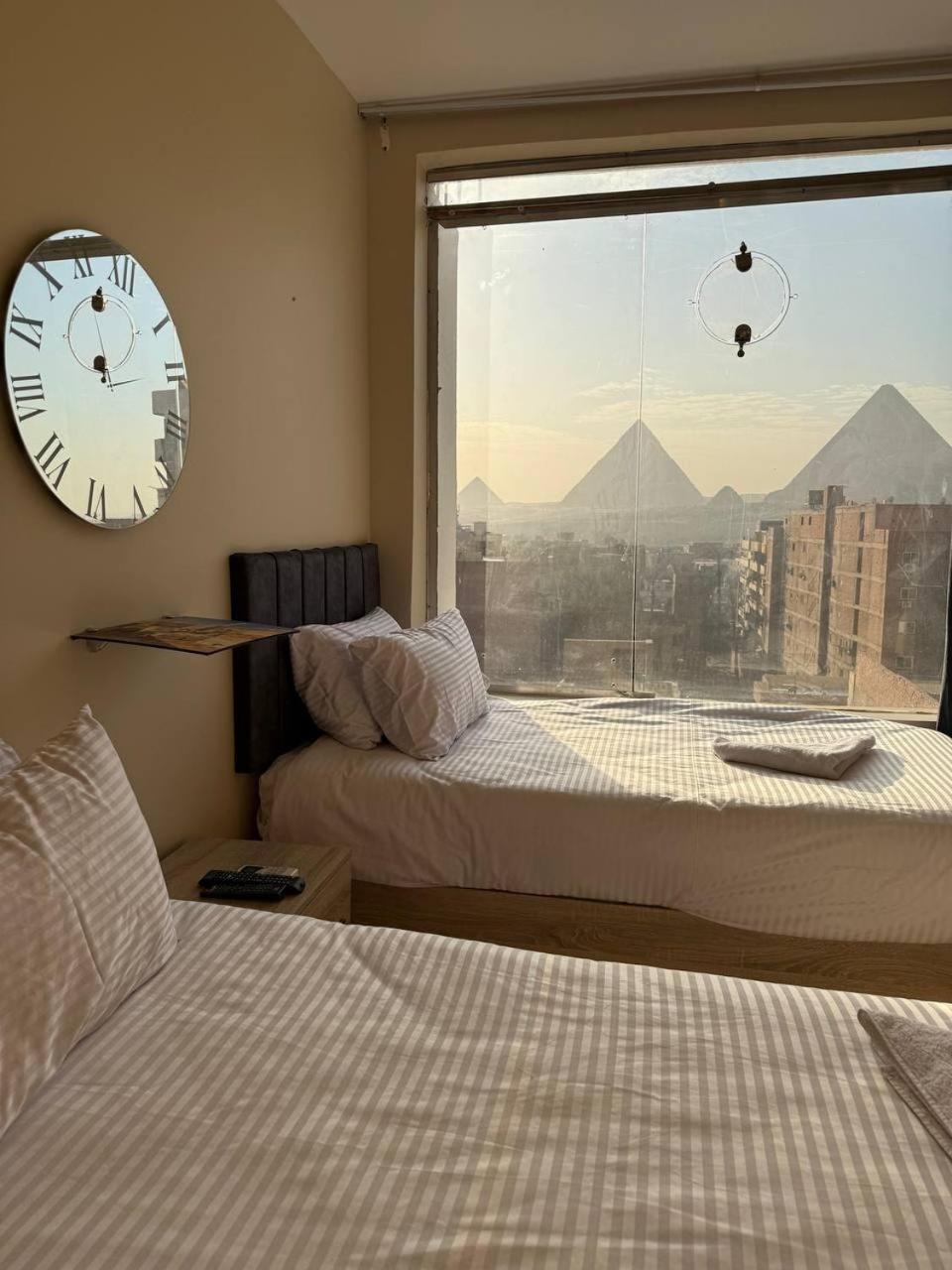 Linda Pyramids view - Photo 55