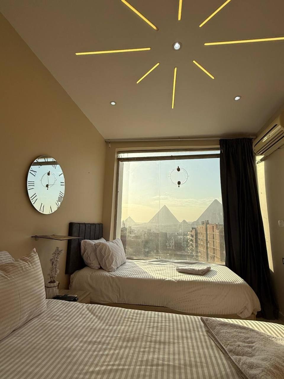 Linda Pyramids view - Photo 60