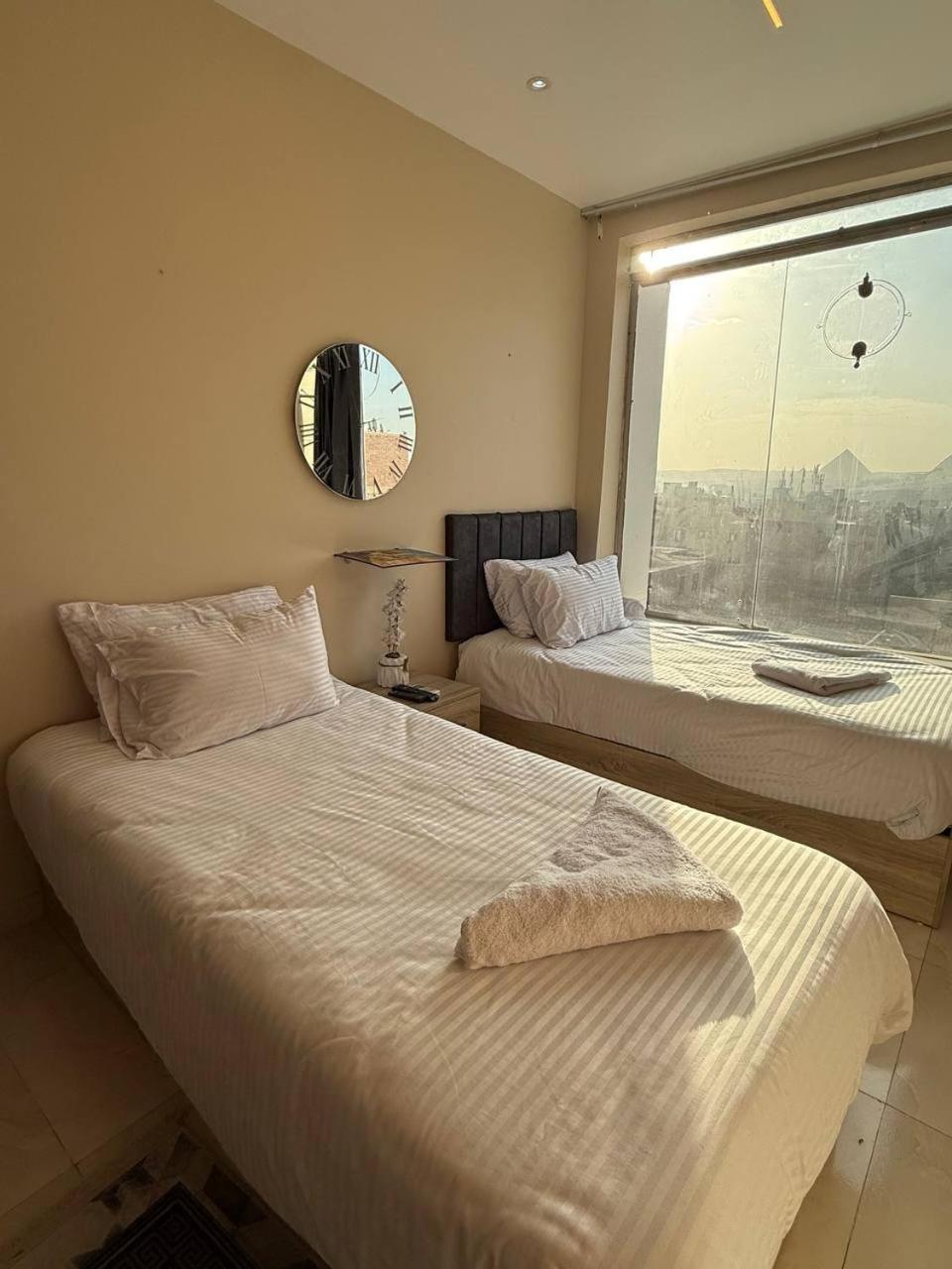 Linda Pyramids view - Photo 54