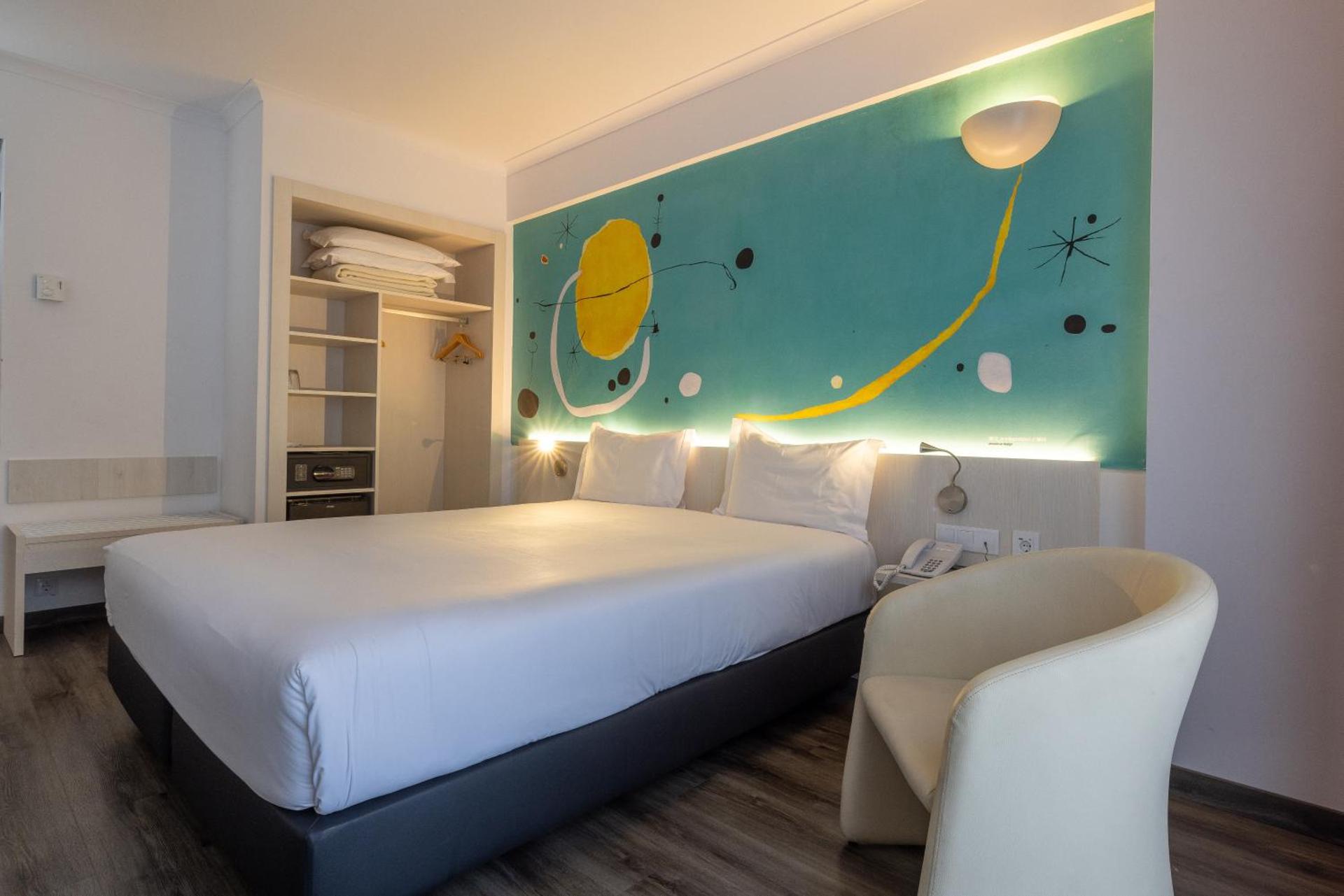 Hotel 3K Barcelona - Photo 171