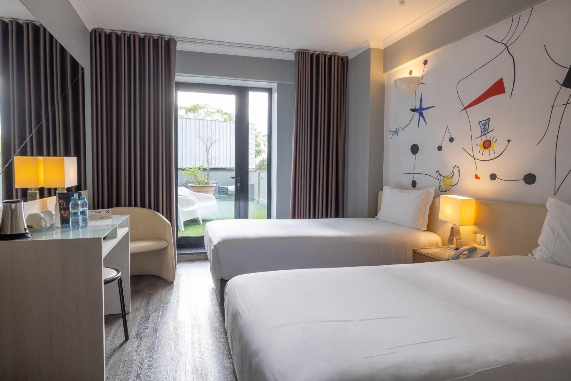 Hotel 3K Barcelona - Photo 148