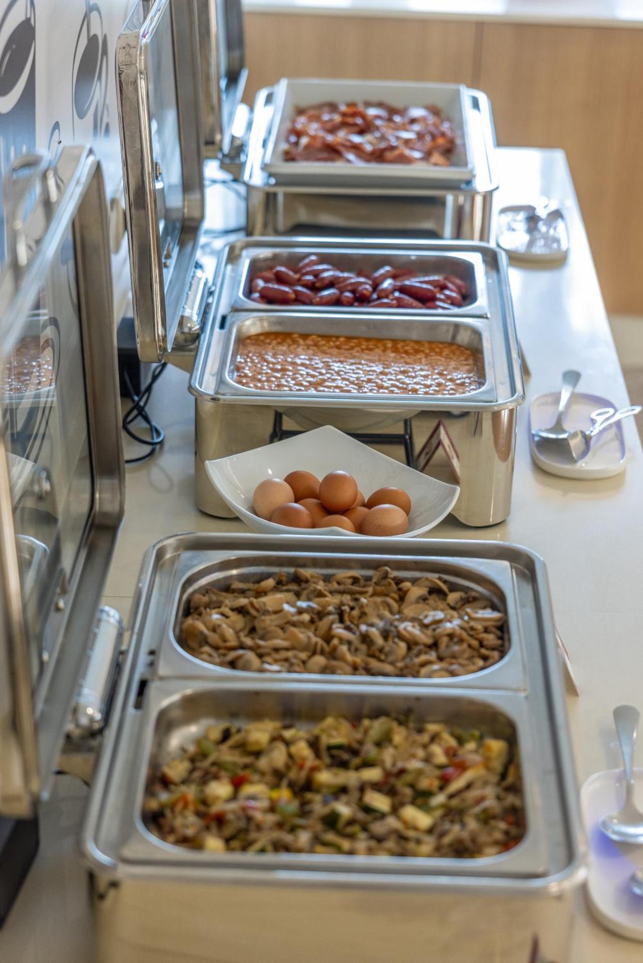 Hotel 3K Barcelona - Photo 195