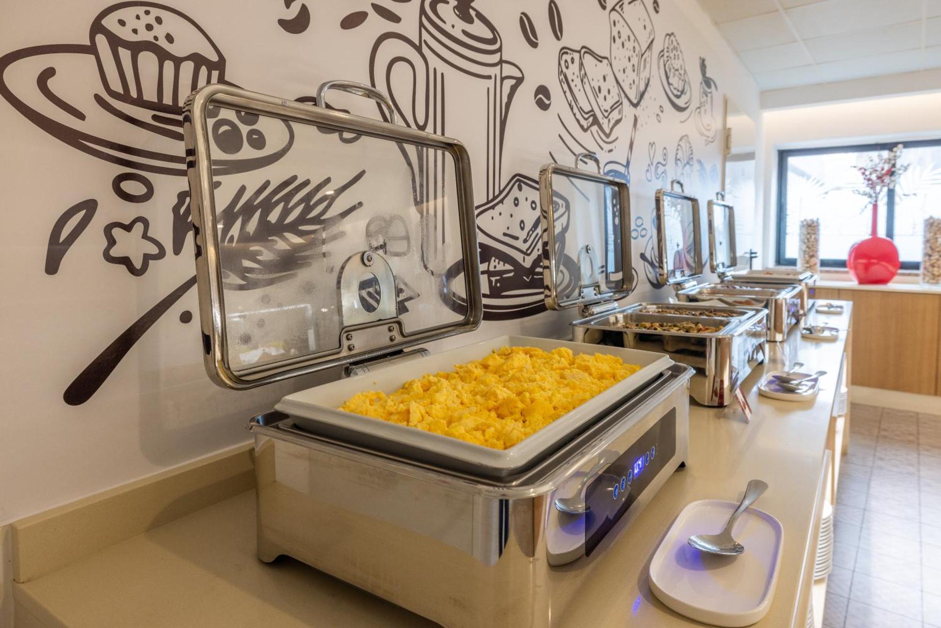 Hotel 3K Barcelona - Photo 196