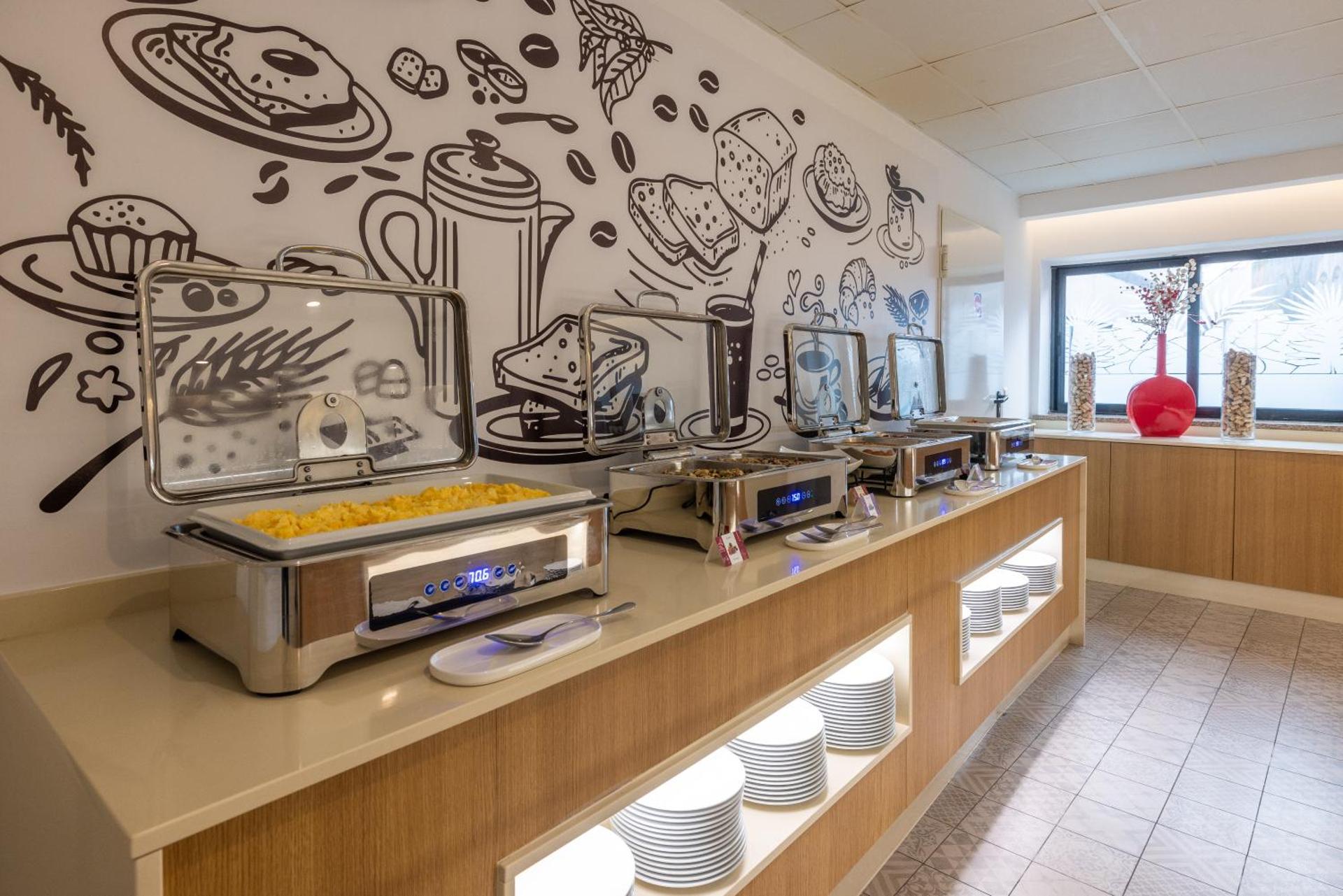 Hotel 3K Barcelona - Photo 199