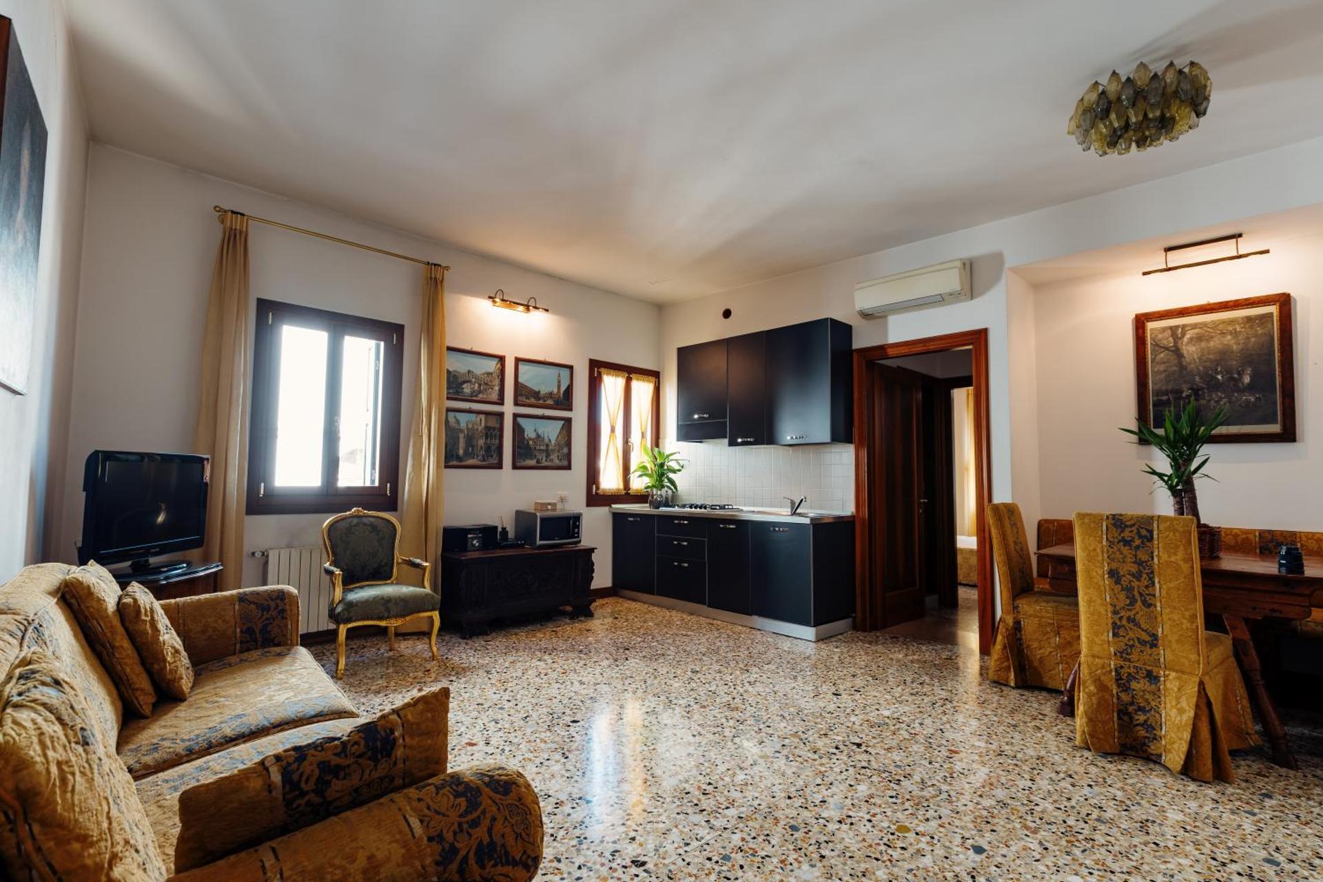 Casa Dei Pittori Venice Apartments - Photo 45