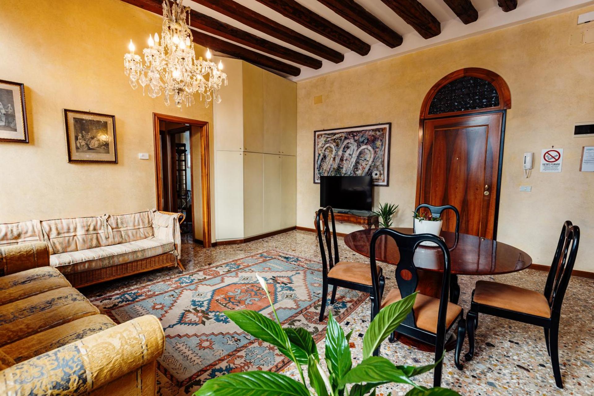 Casa Dei Pittori Venice Apartments - Photo 20