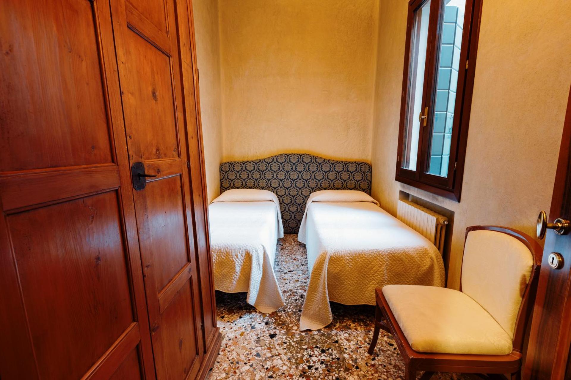 Casa Dei Pittori Venice Apartments - Photo 59