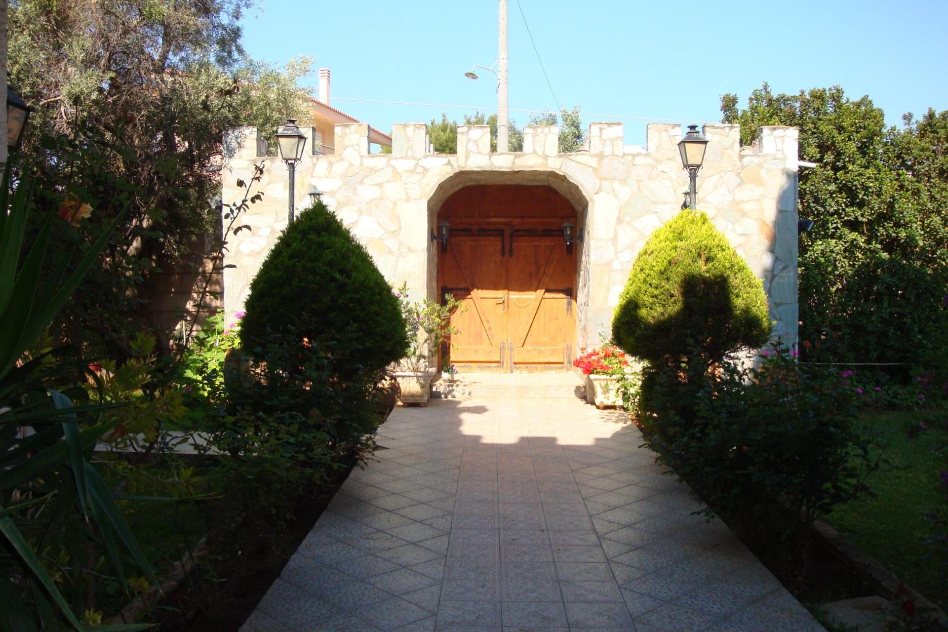 Castle By The Sea - Photo 158