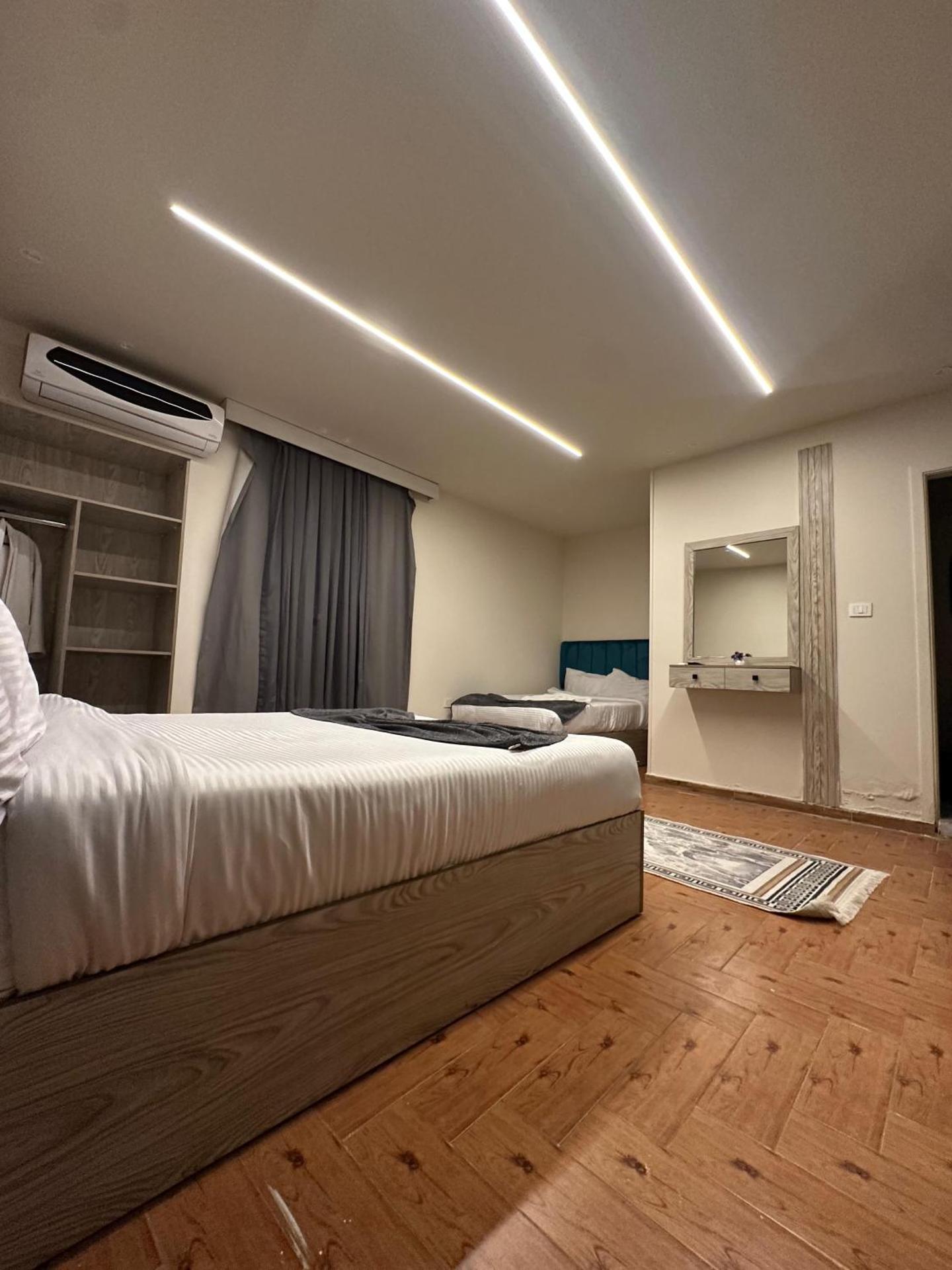 Soho Scarab Pyramids View - Photo 65