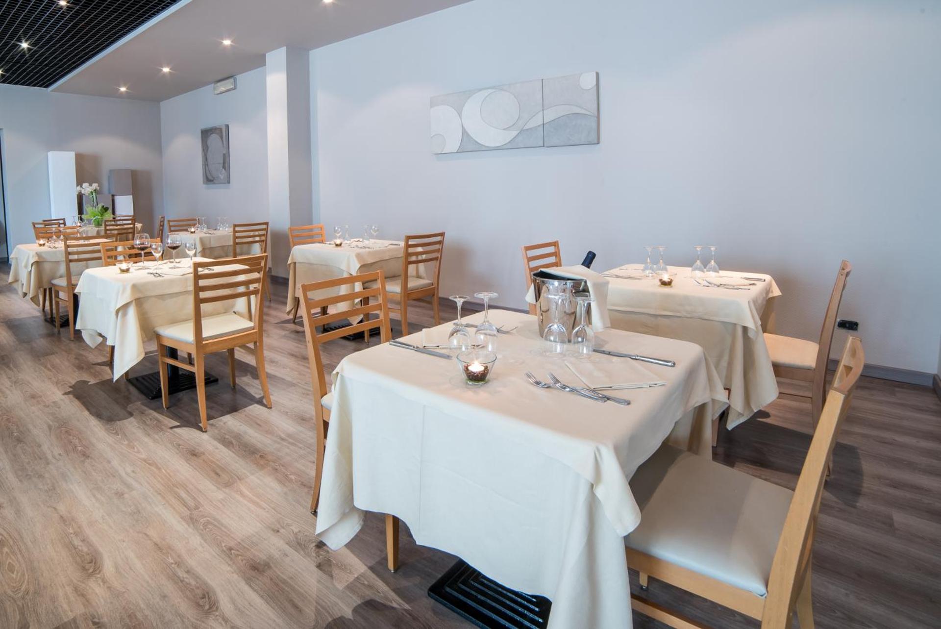 Idea Hotel Piacenza - Photo 9