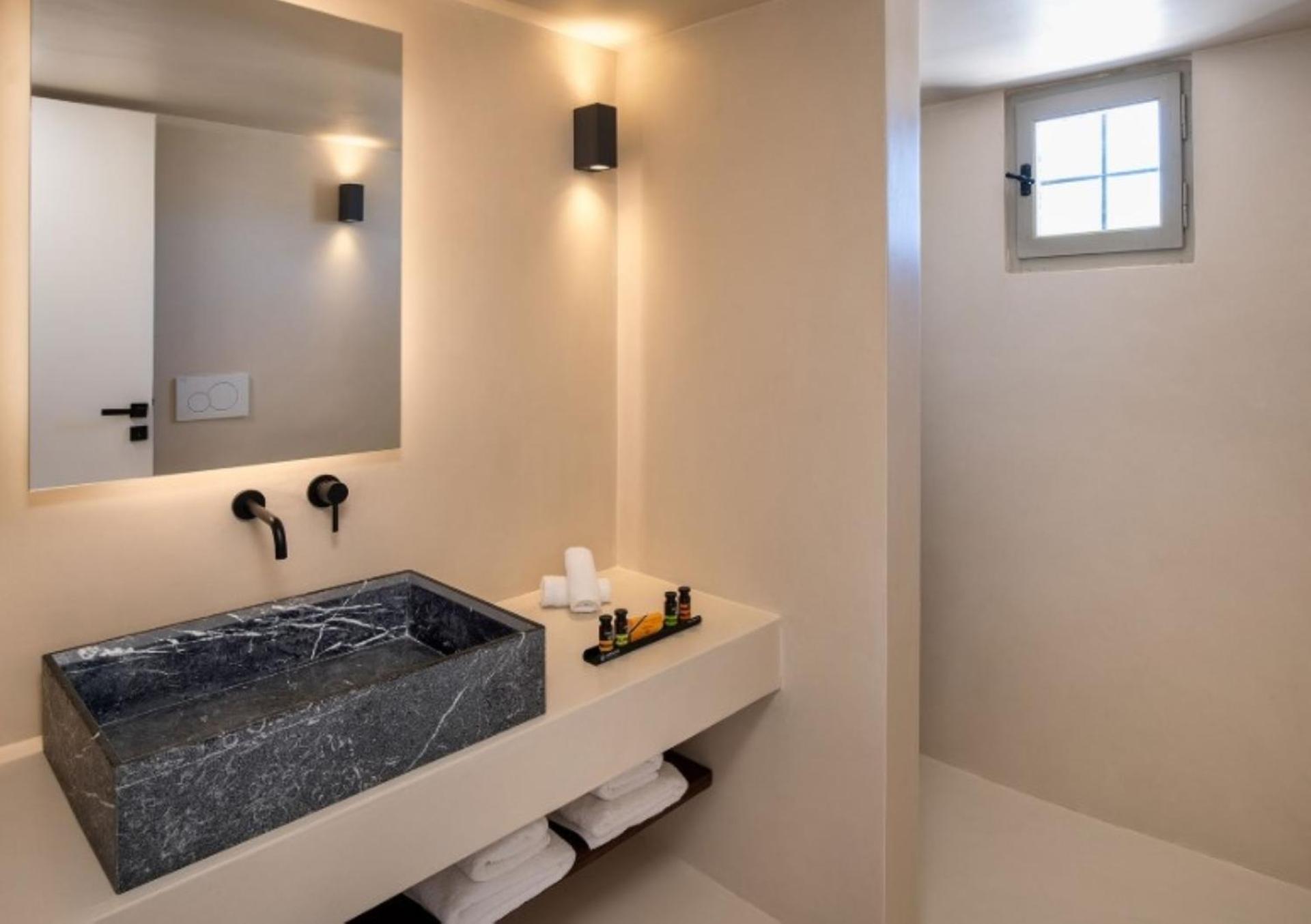 Santo Blue Santorini Caldera View Luxury Houses - Photo 43