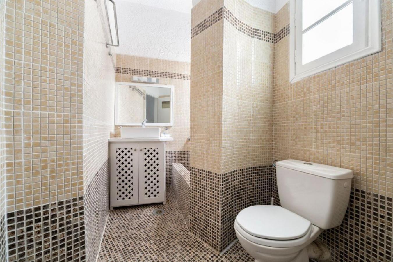 Artemis Suites - Photo 36