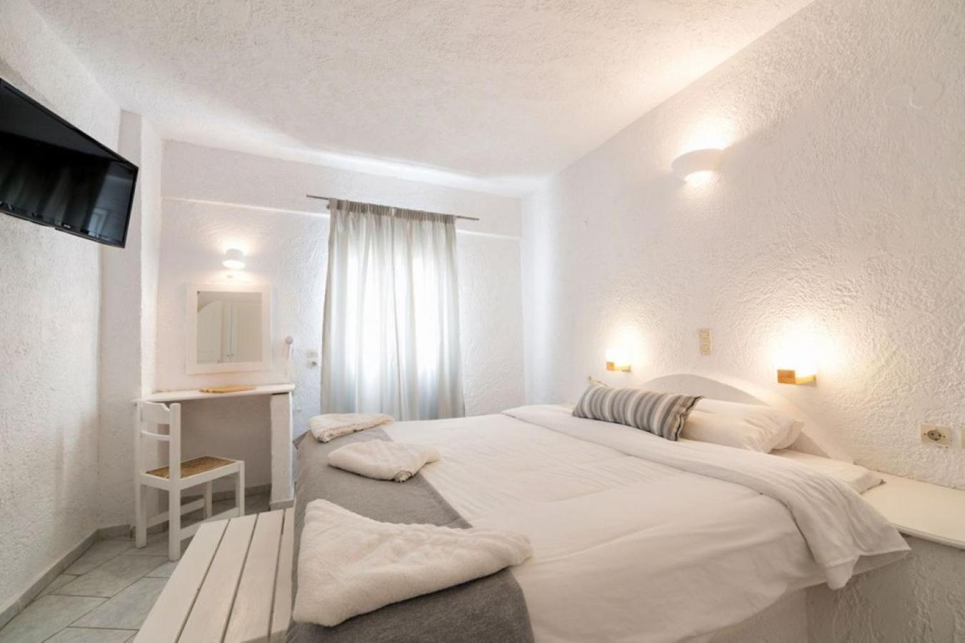 Artemis Suites - Photo 37