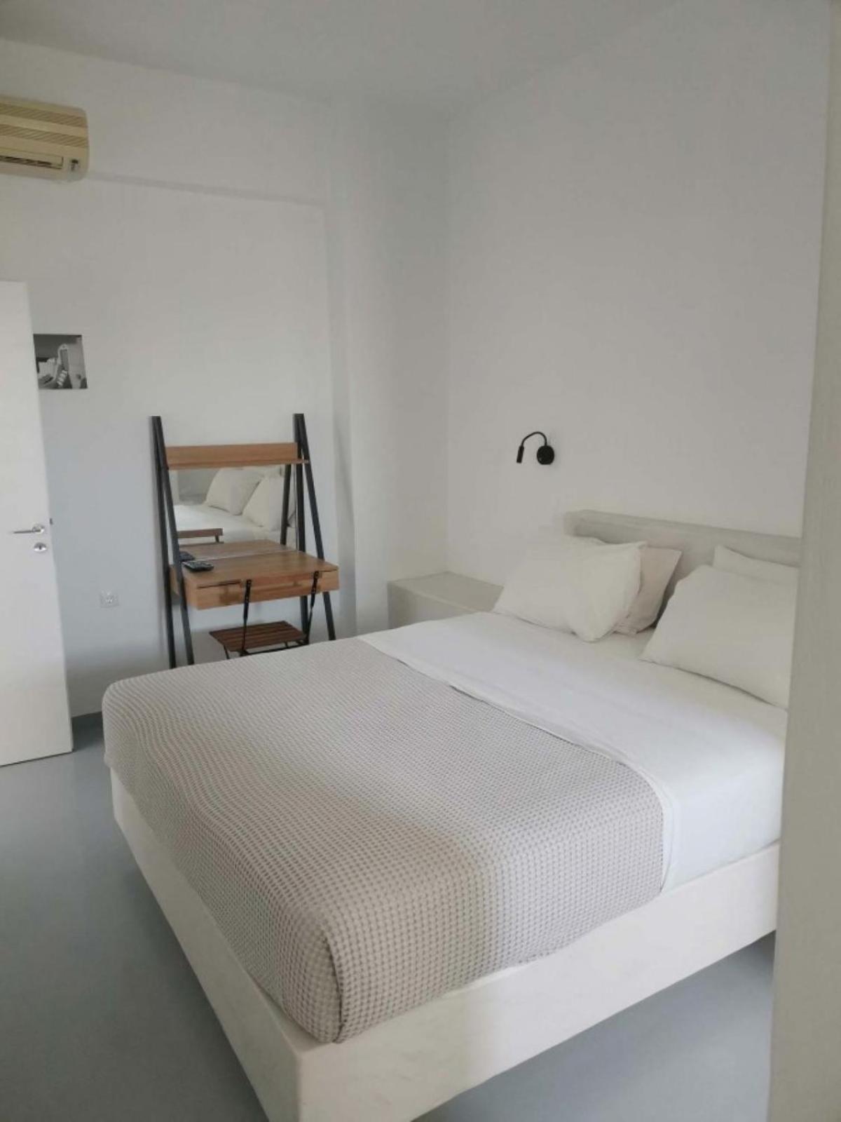 Artemis Suites - Photo 44