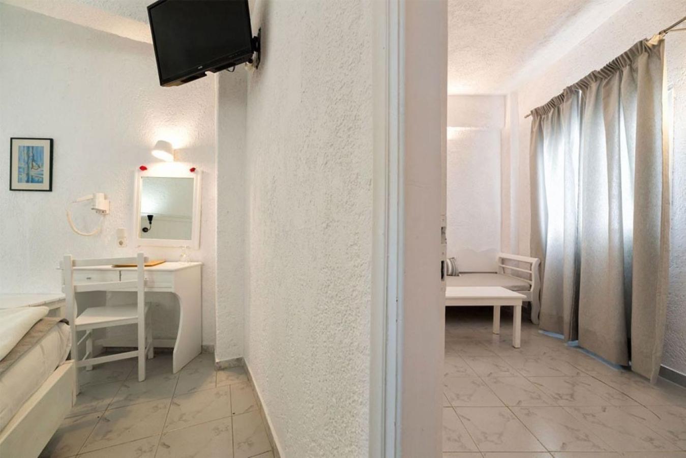 Artemis Suites - Photo 16