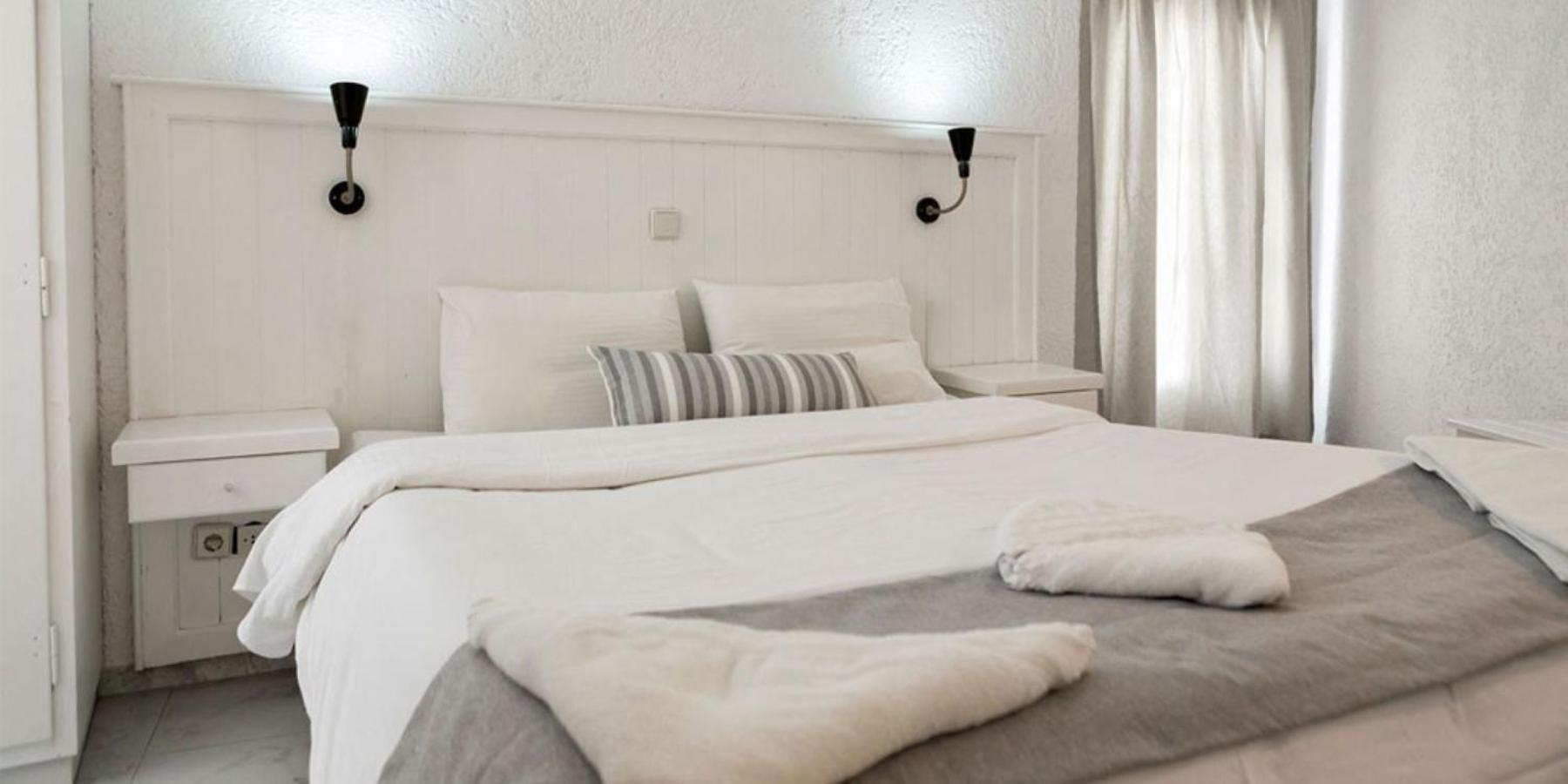 Artemis Suites - Photo 20