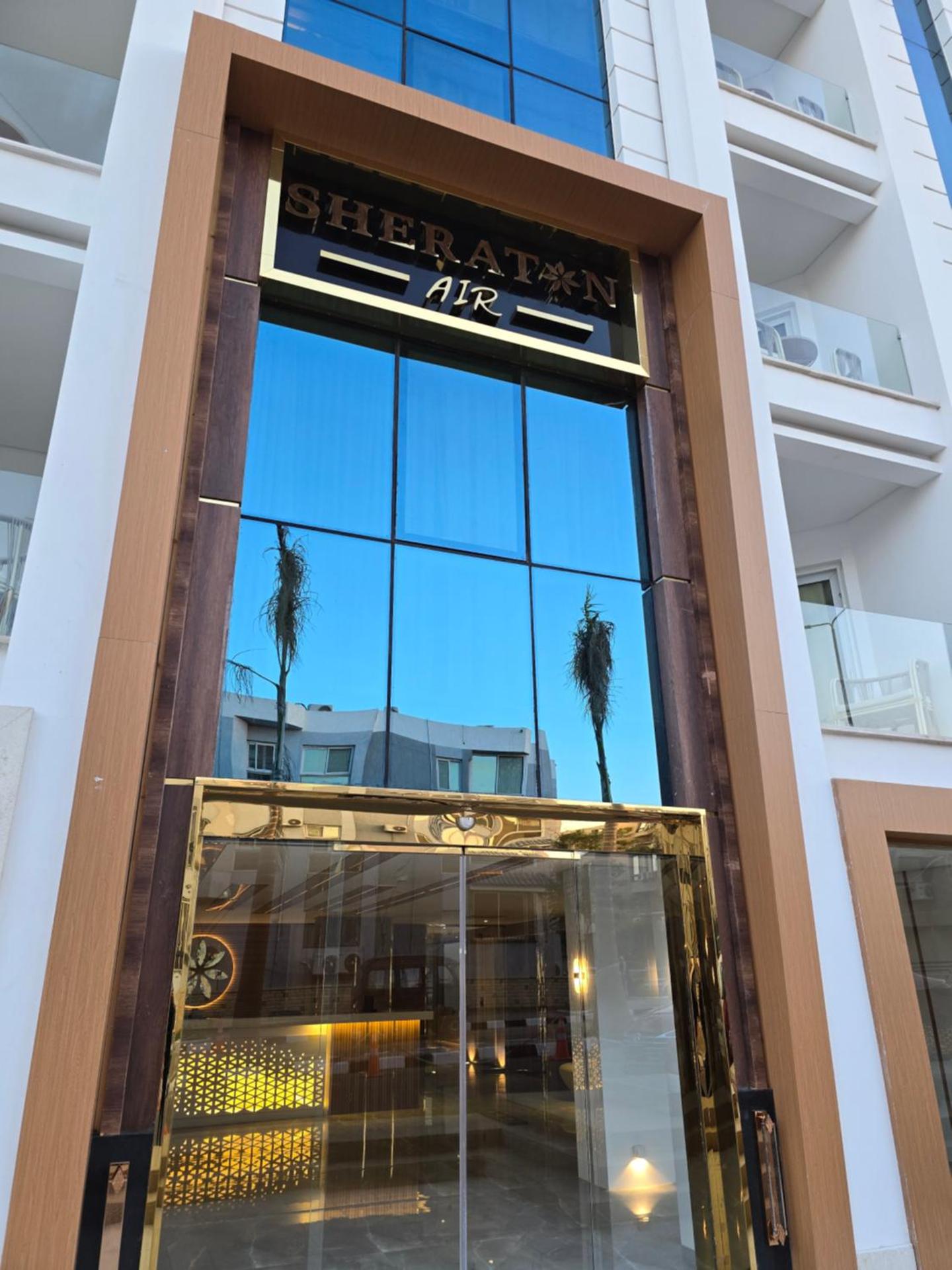 Sheraton Air Hotel - Photo 7