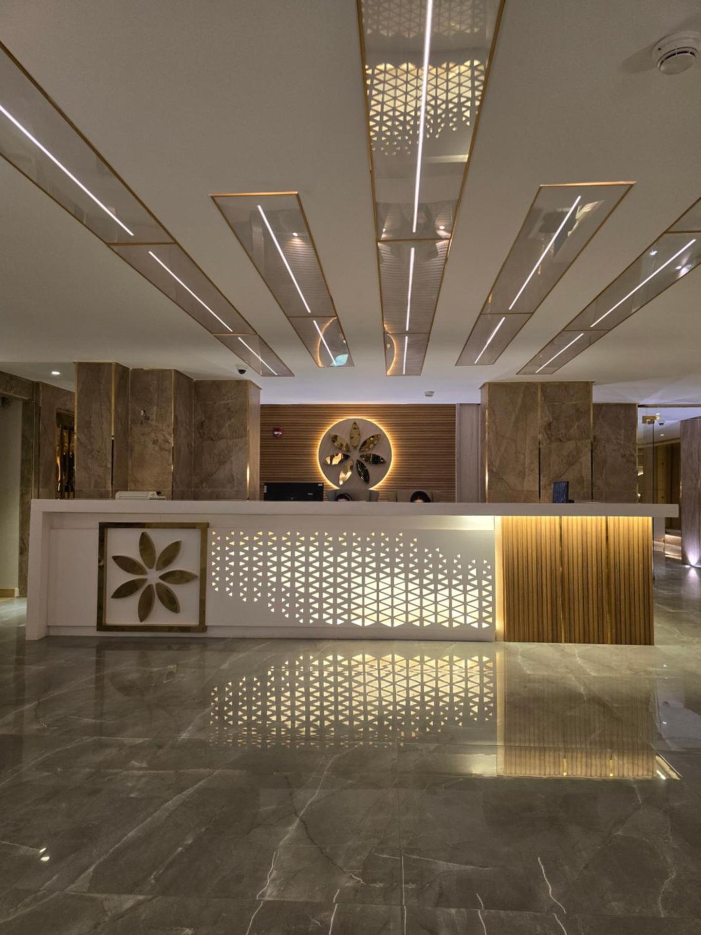 Sheraton Air Hotel - Photo 9