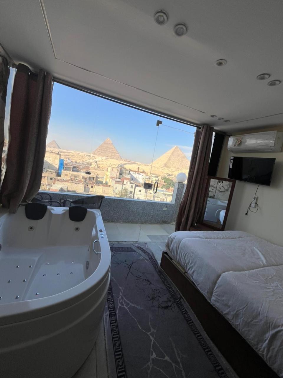 pyramids Middle East stay & tours - Photo 18