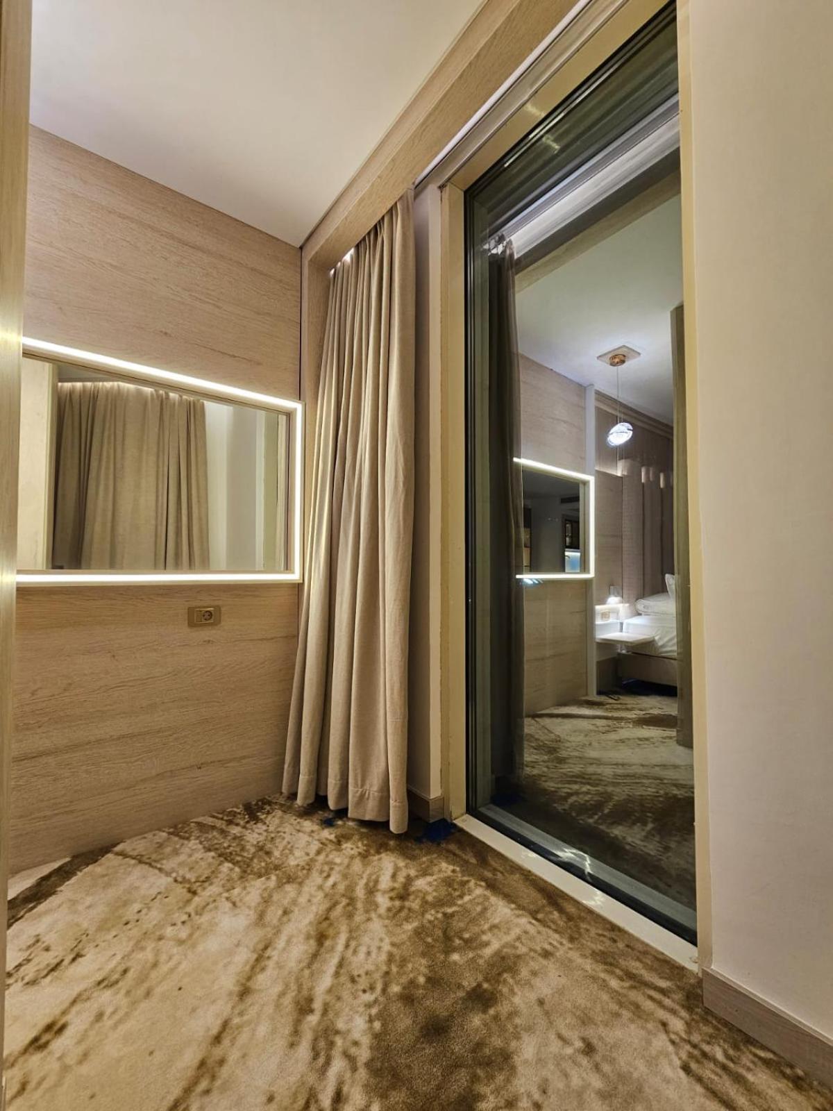 Sheraton Air Hotel - Photo 47