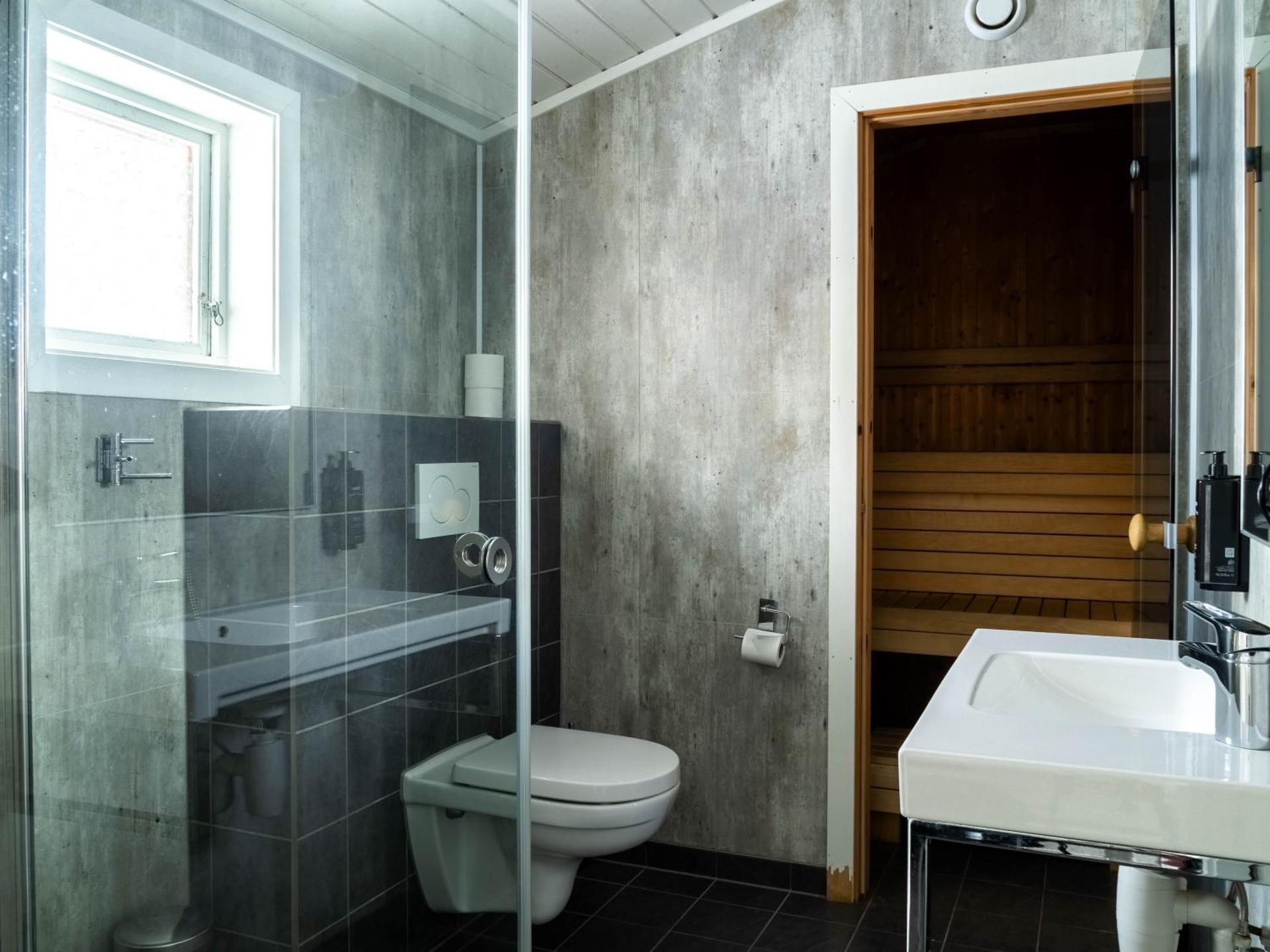 Buodden Rorbuer - Fisherman Cabins Sørvågen - Photo 68