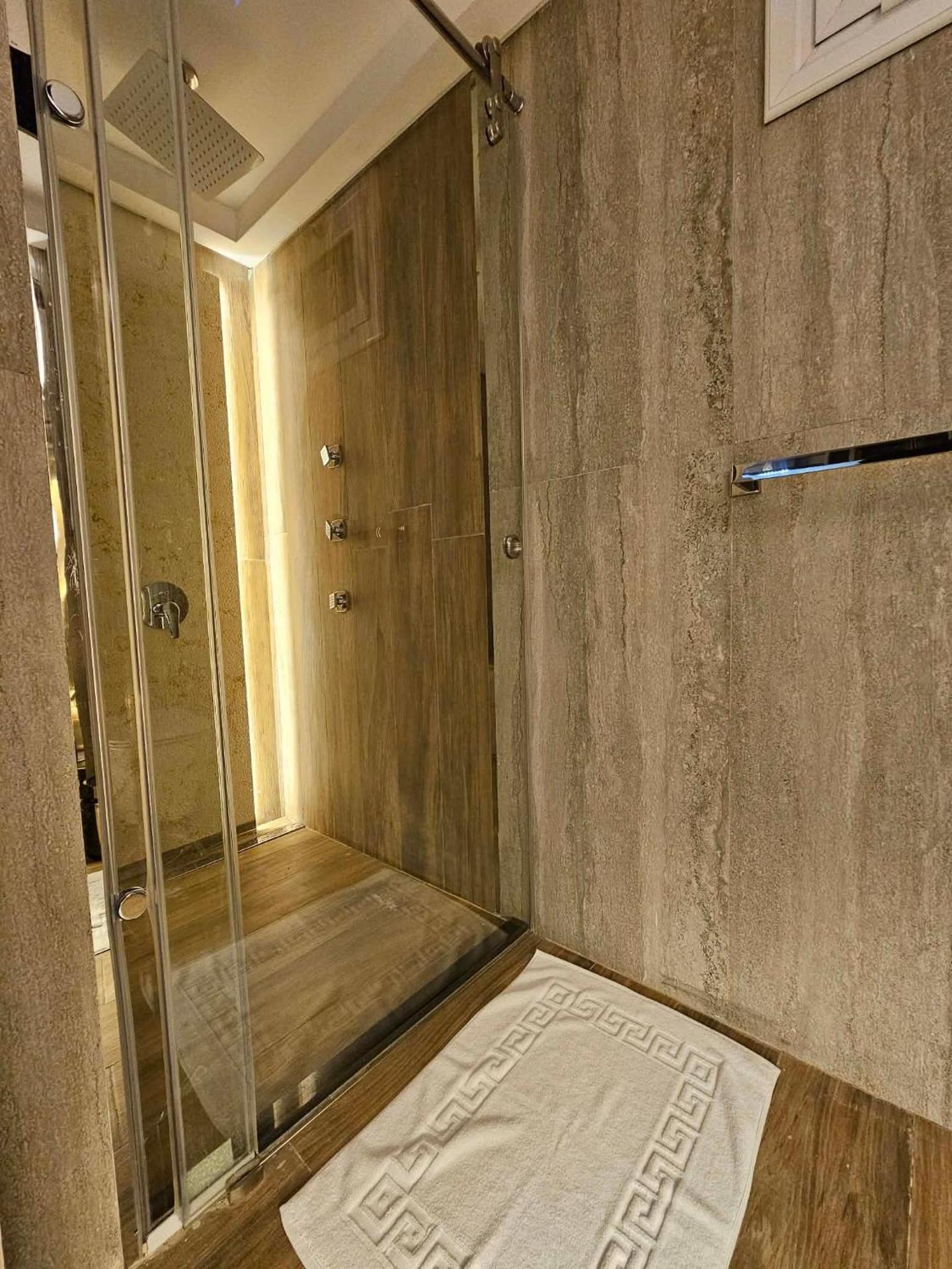 Sheraton Air Hotel - Photo 30