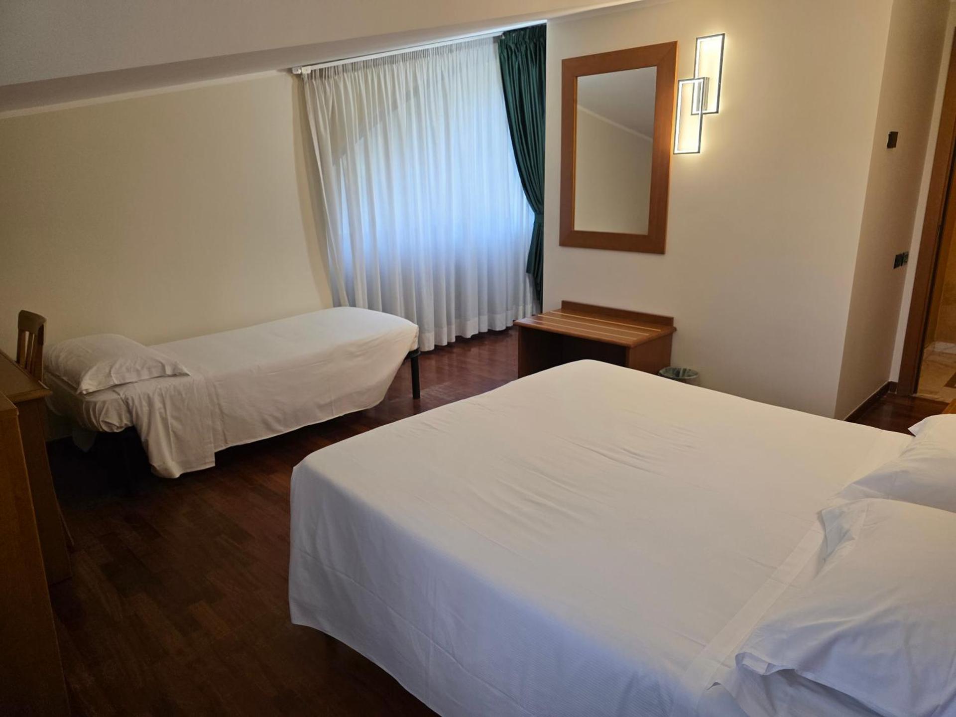 Hotel Dimora Adriana - Photo 16