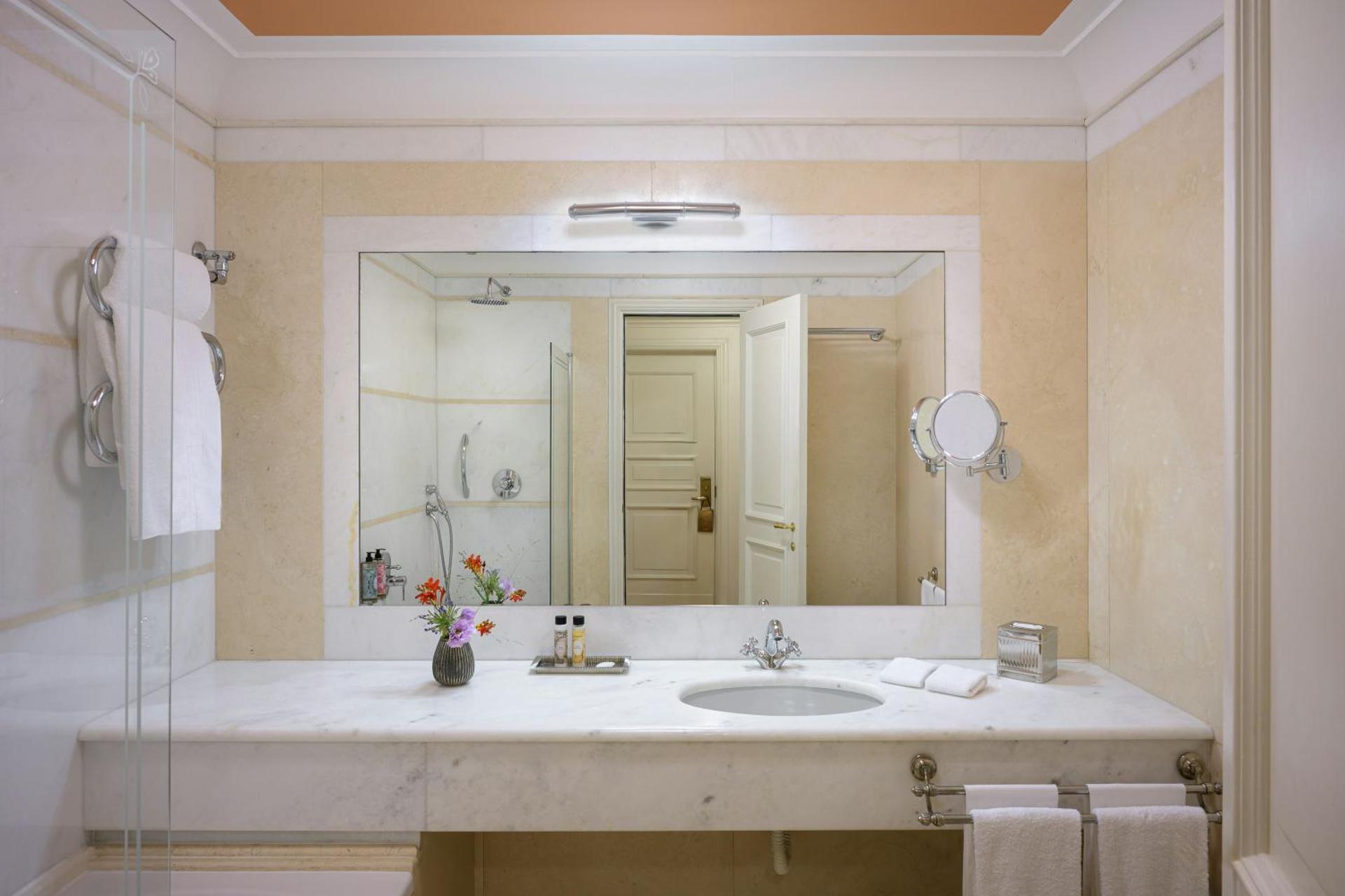 Grand Hotel Continental Siena - Starhotels Collezione - Photo 6